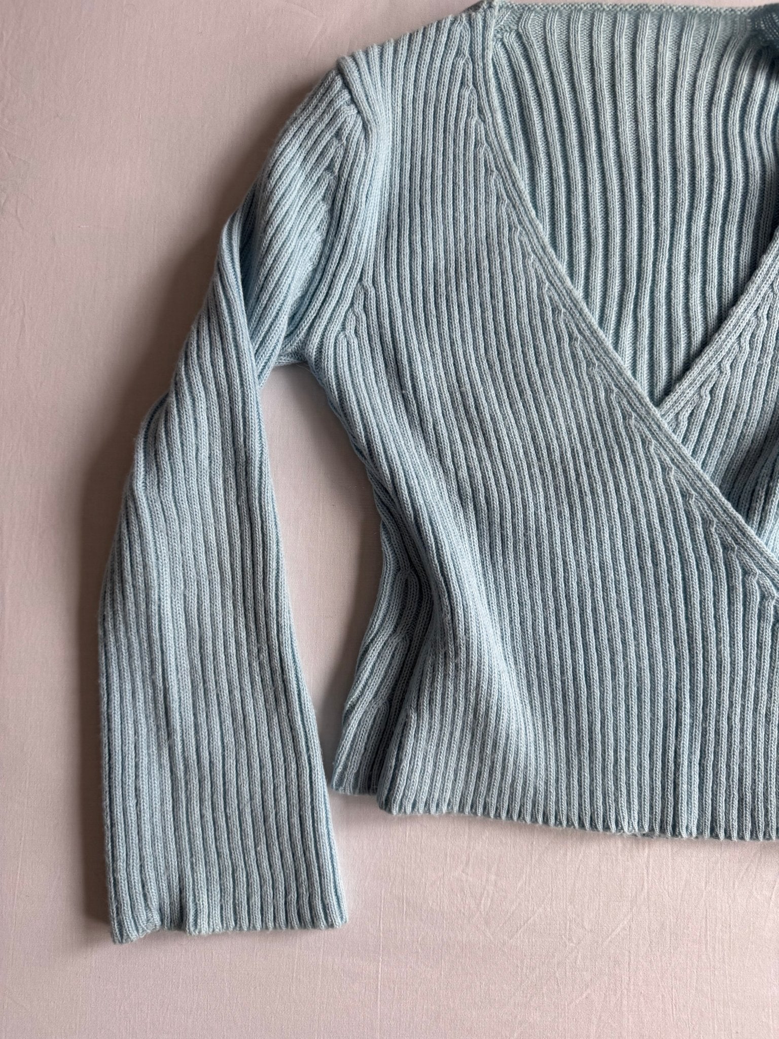 🧶 Pulover Y2K Damă Baby Blue cu Decolteu în V – Aprox. M/L Femei - anbracaminte