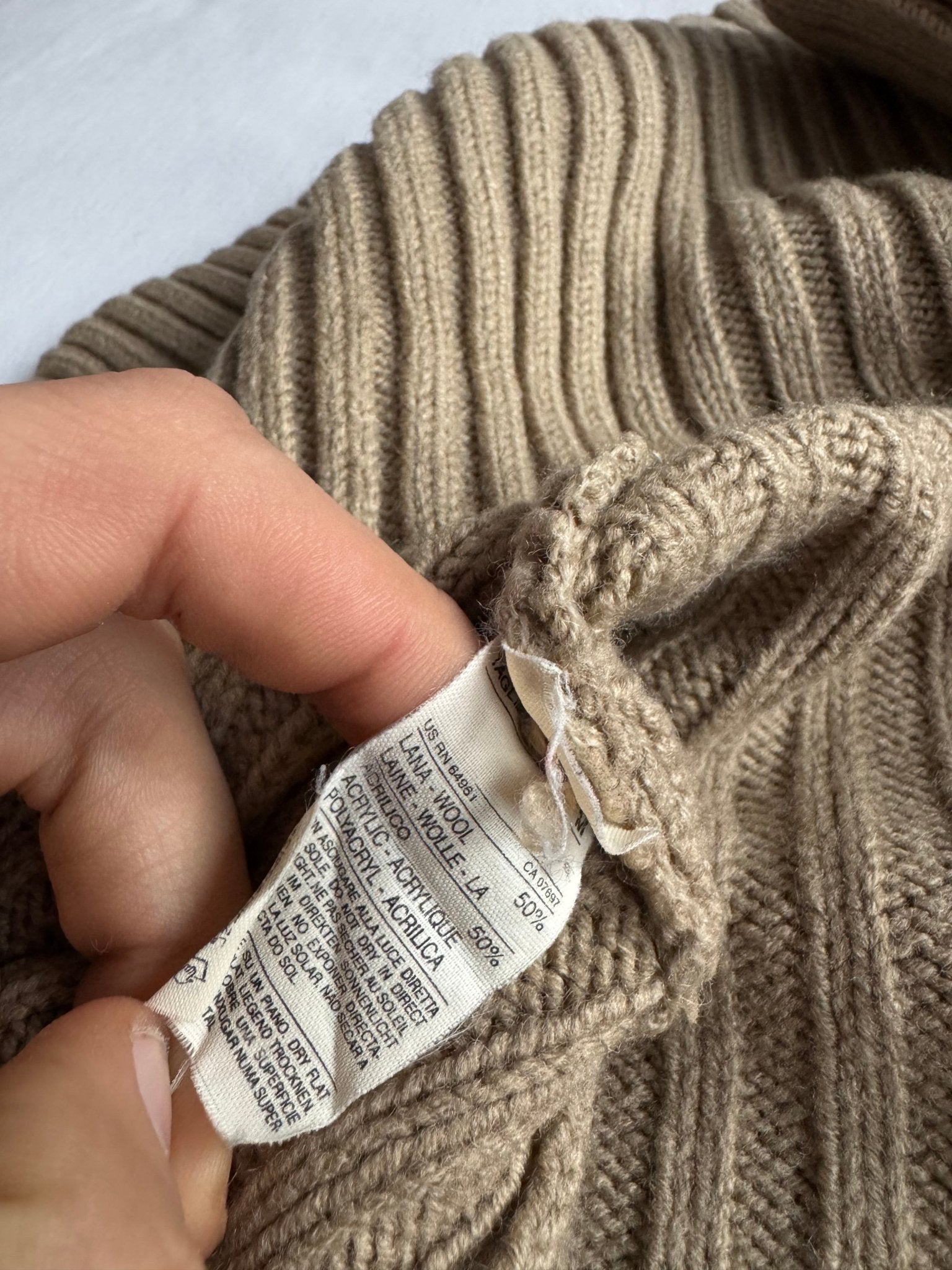🧶 Pulover Y2K Damă Benetton Crem Ribbed Knit cu Fermoar – M - anbracaminte