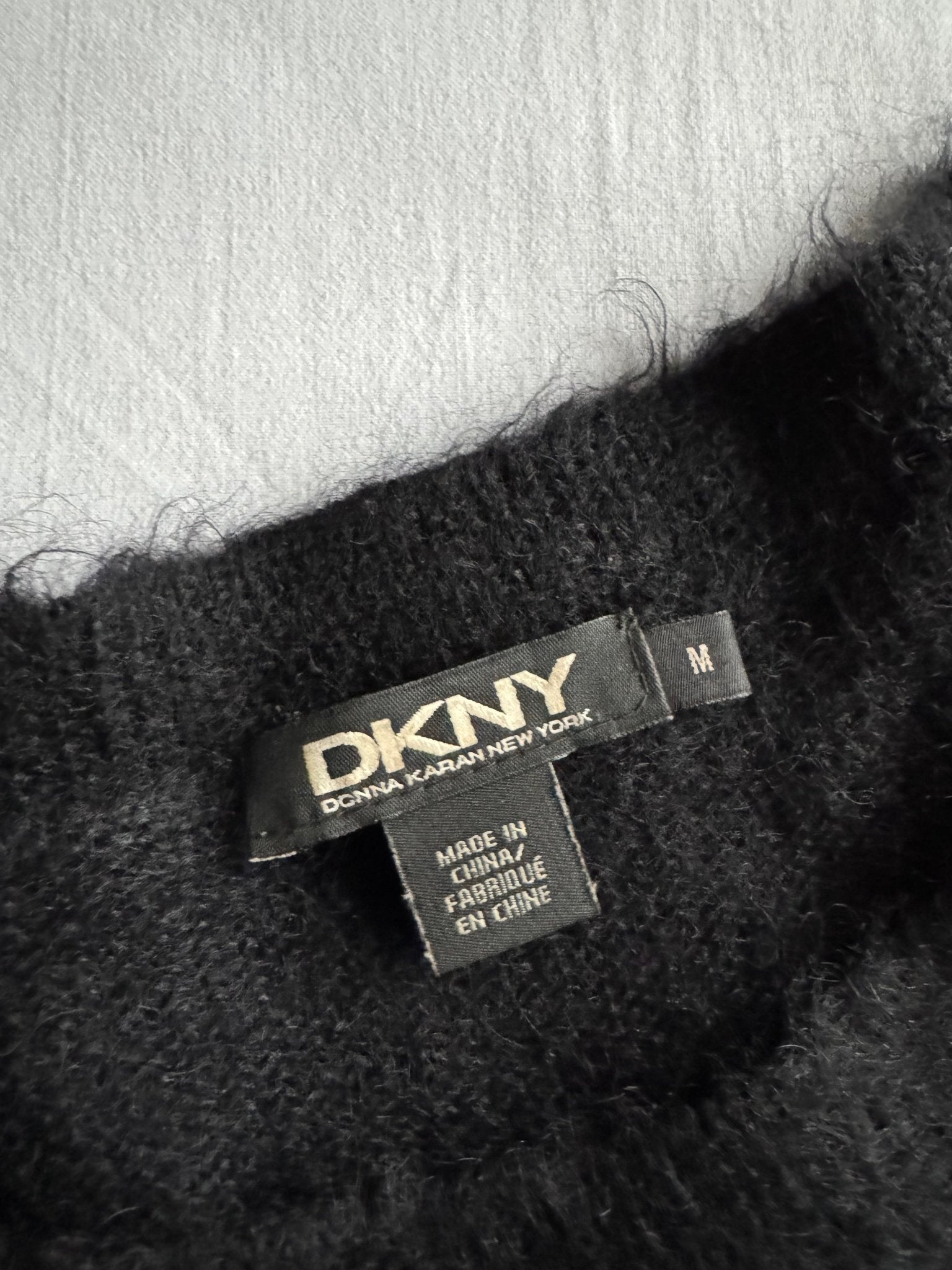 🧶 Pulover Y2K Damă DKNY Mohair, Lână și Blend Sintetic – M - anbracaminte