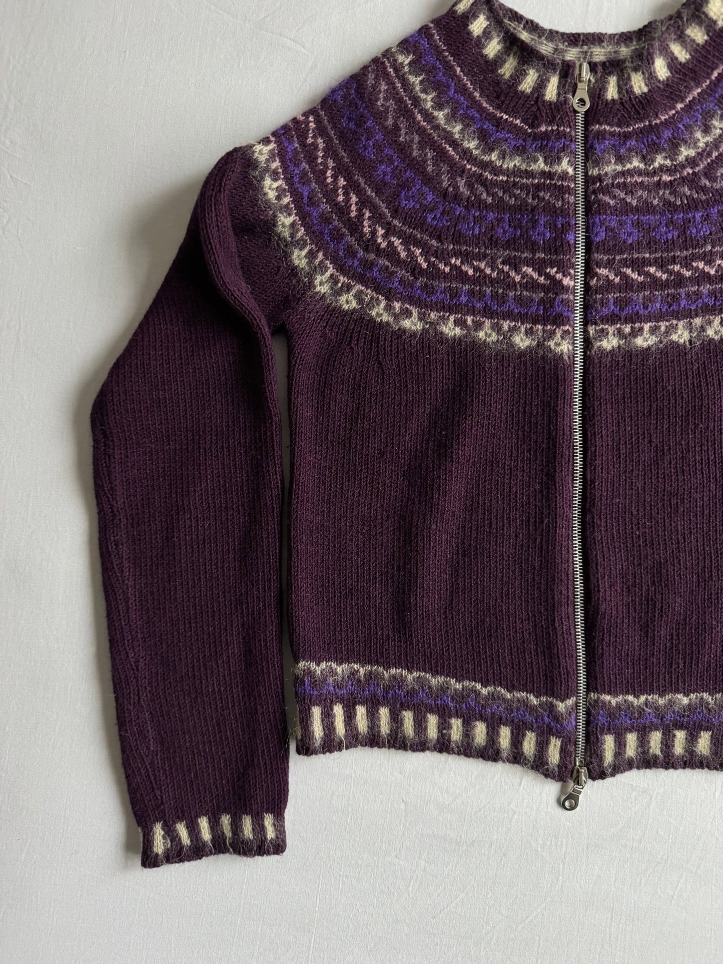 🧶 Pulover Y2K Damă Mov Închis cu Model Etnic și Fermoar – M - anbracaminte