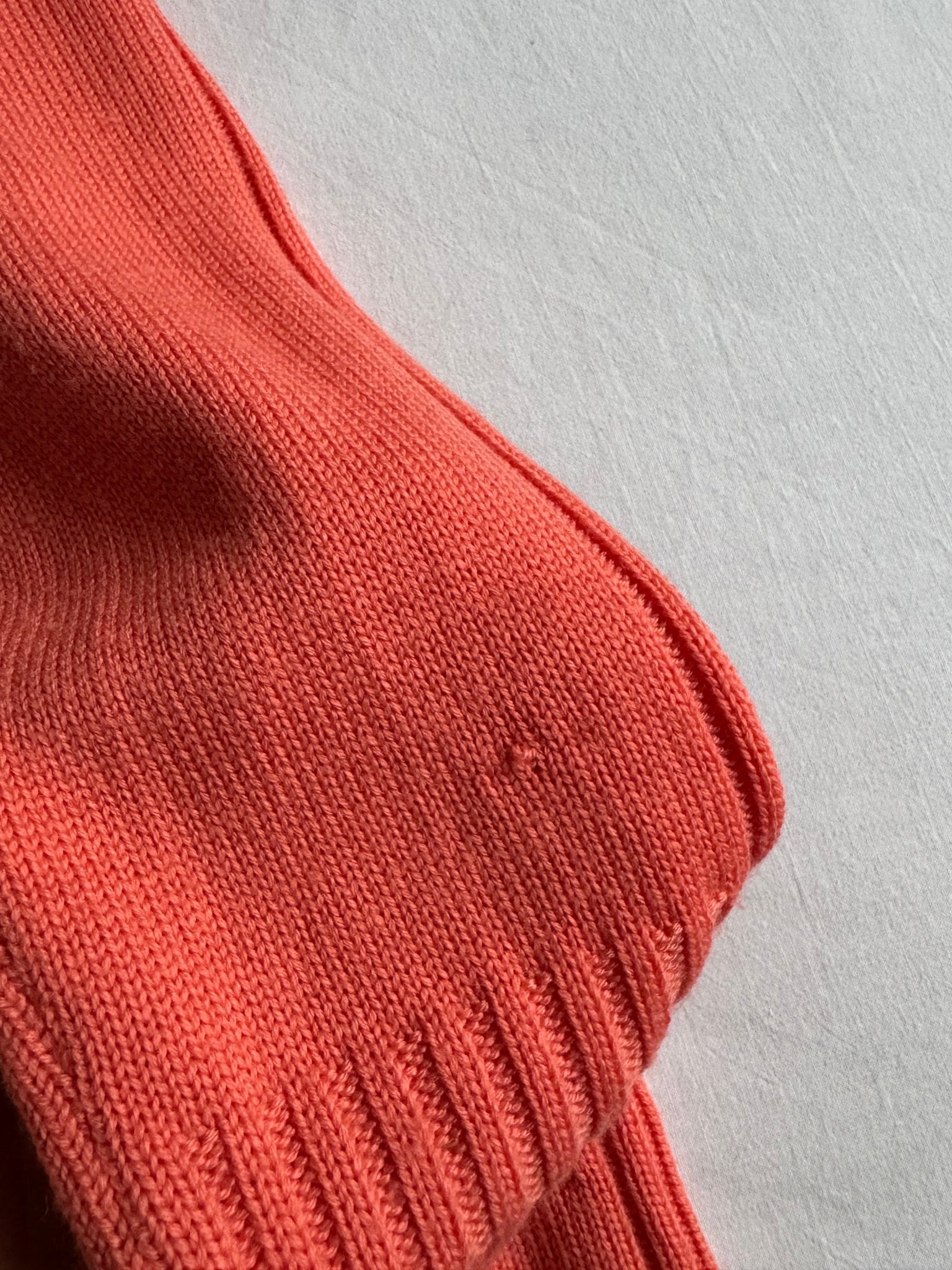 🧶 Pulover Y2K Damă Salmon Orange din Lână Merino Extra Fine – EU 36 (S) - anbracaminte