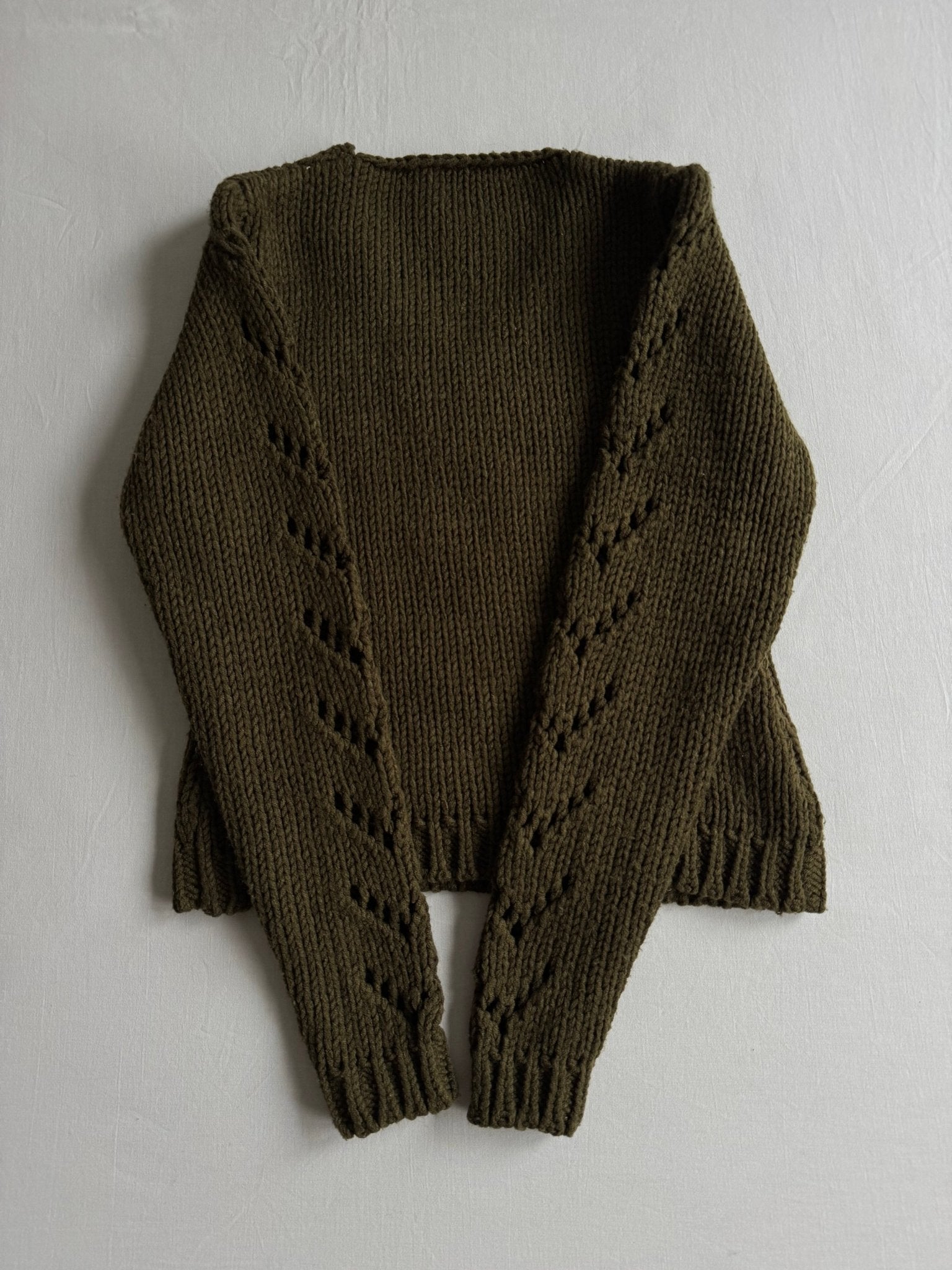 🧶 Pulover Y2K Damă Verde Închis cu Guler V din Lână – aprox. S / M - anbracaminte