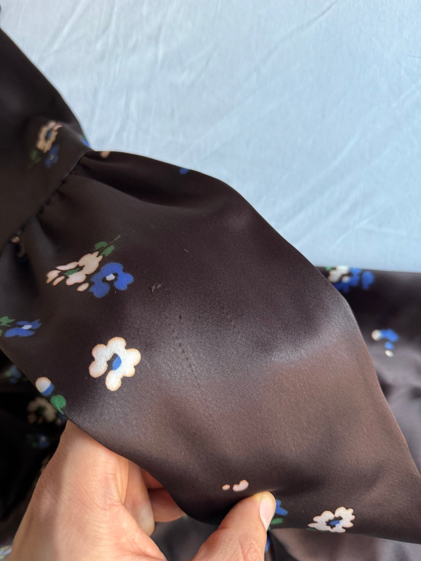 👗 Rochie Runway Yves Saint Laurent 1974 – Satin Maro cu Print Floral - anbracaminte