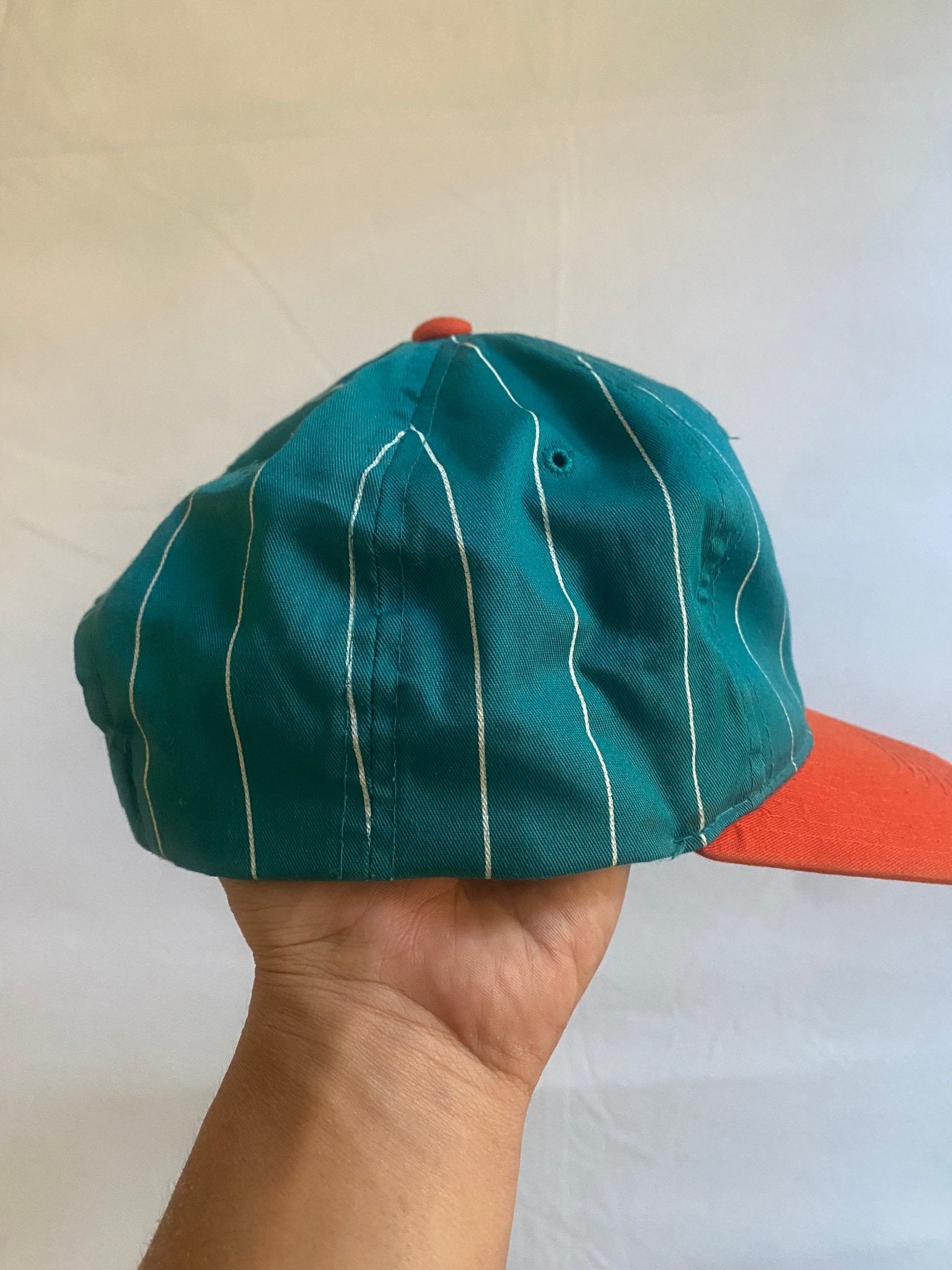Șapcă Vintage Starter x Miami Dolphins Snapback – Logo Brodat – One Size - anbracaminte