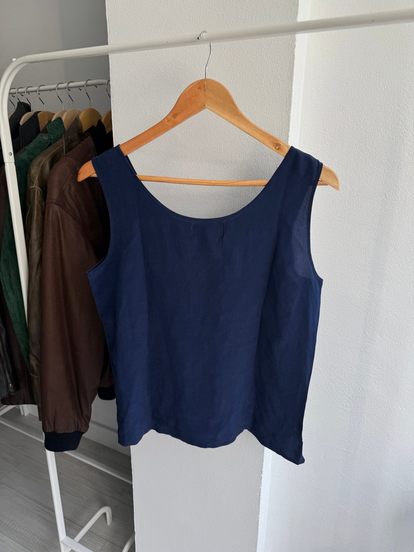 🌊 Tank Top Vintage Navy din Mătase – M Damă - anbracaminte