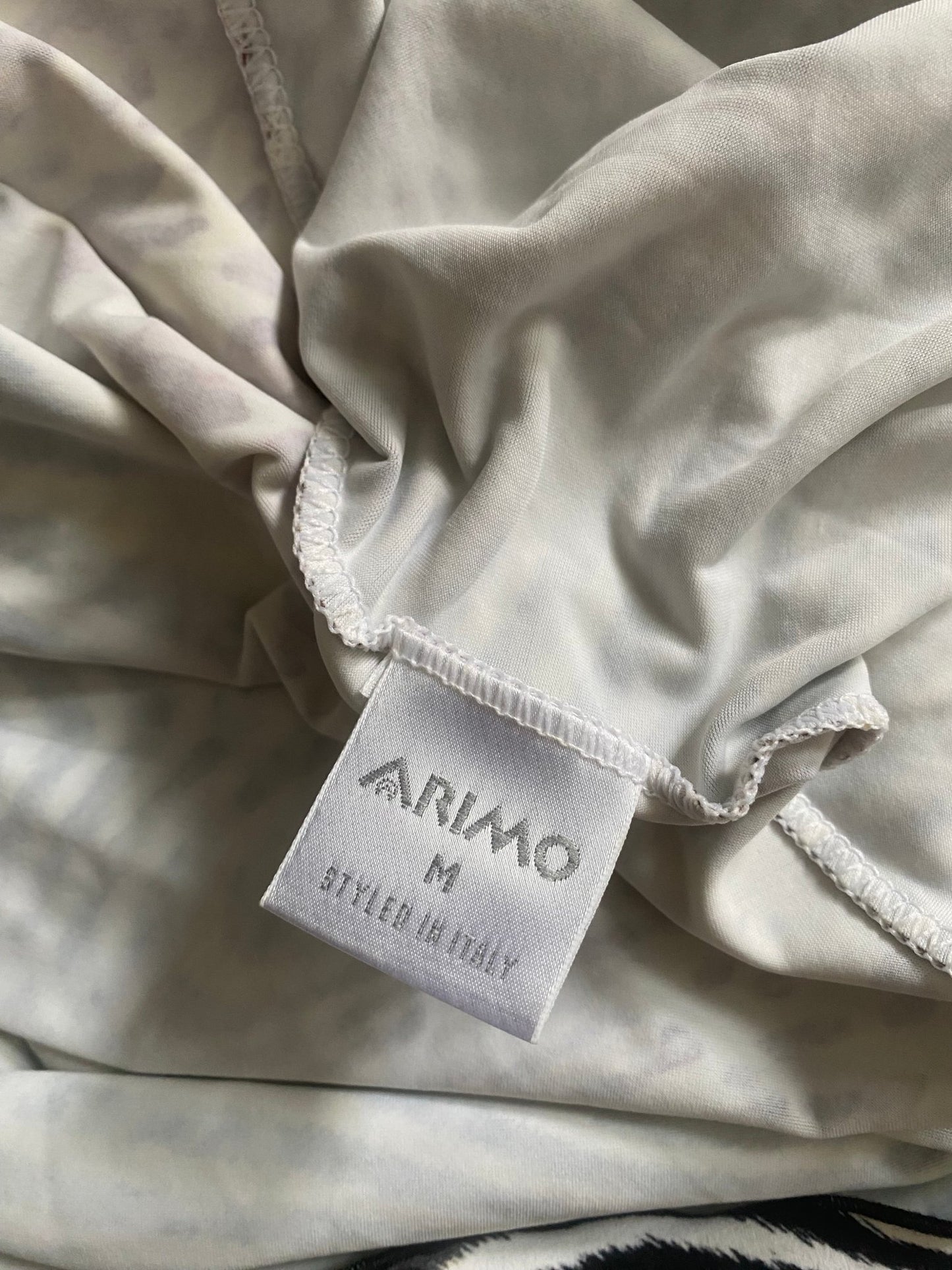 🐆 Top Animal Print Y2K din Lycra – Mărime M – Cu Legătura la Gât - anbracaminte