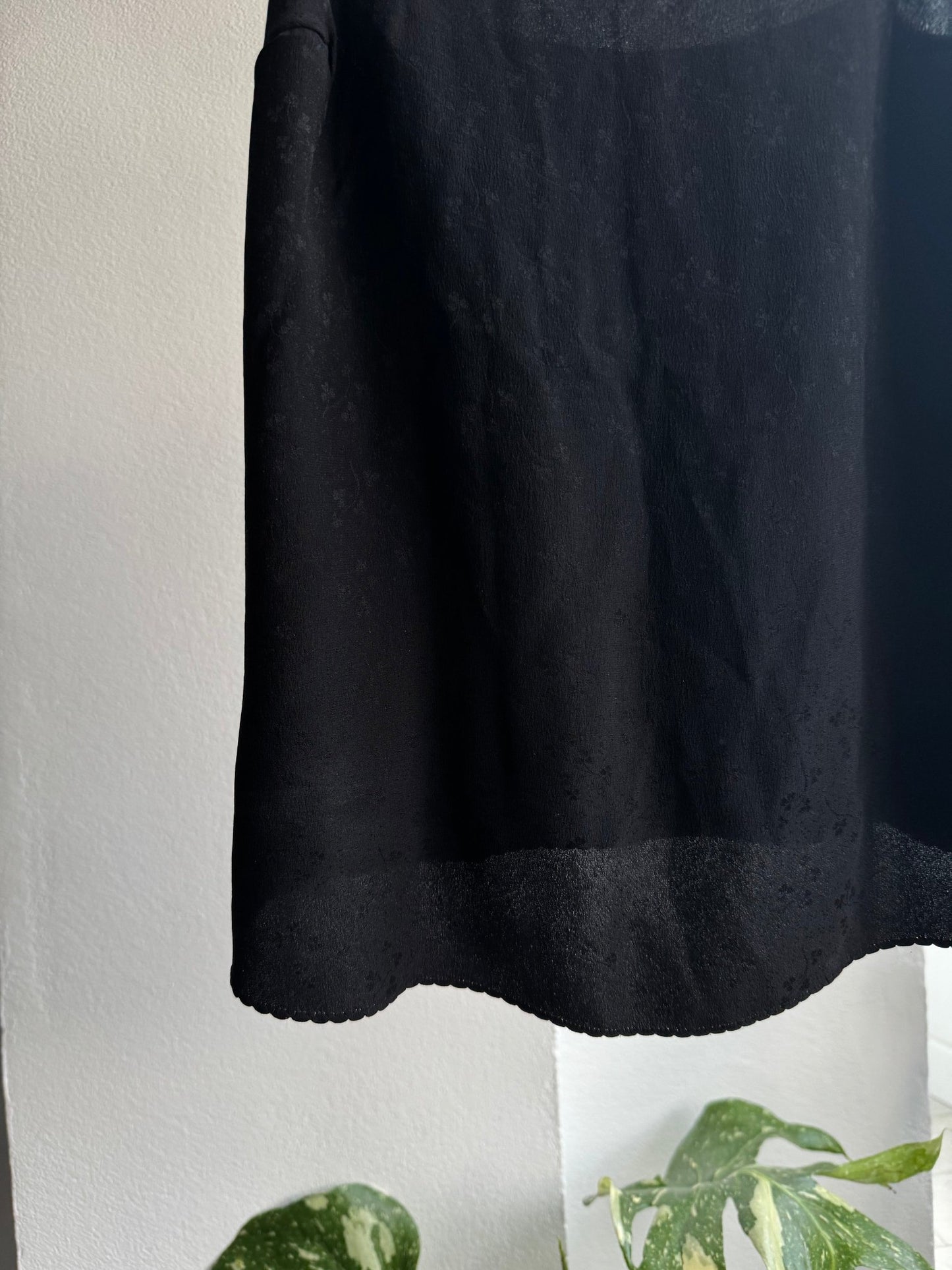 ☀️ Top Vintage Damă Negru din Mătase cu Motive Florale – XS/S – Made in Italy - anbracaminte