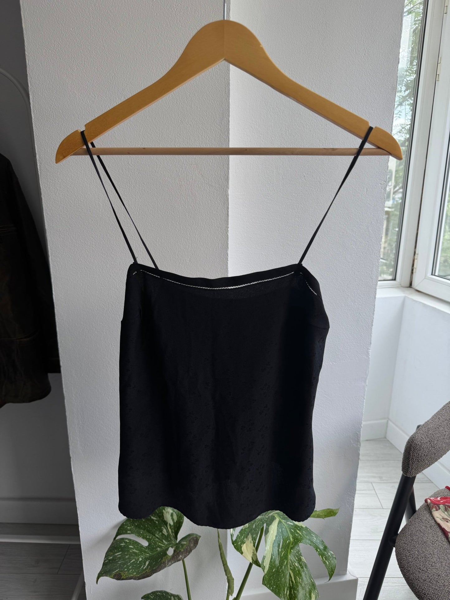 ☀️ Top Vintage Damă Negru din Mătase cu Motive Florale – XS/S – Made in Italy - anbracaminte