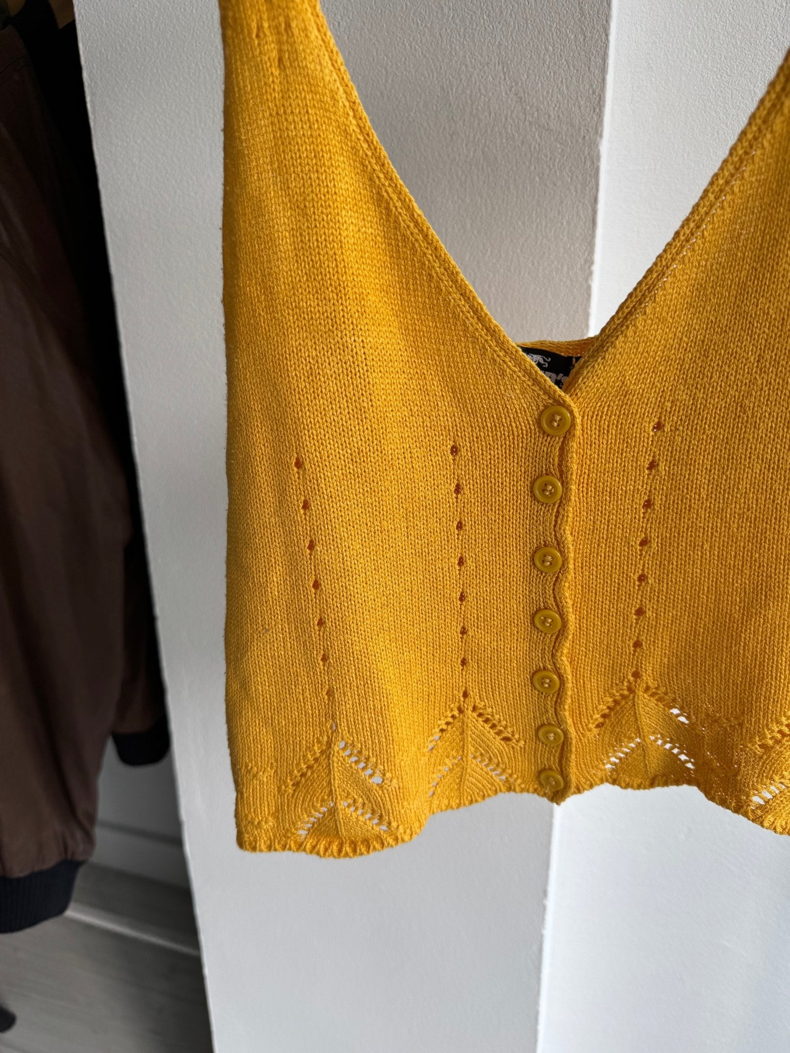 ☀️ Top Vintage Knitted Crop Galben – One Size – Made in Italy - anbracaminte