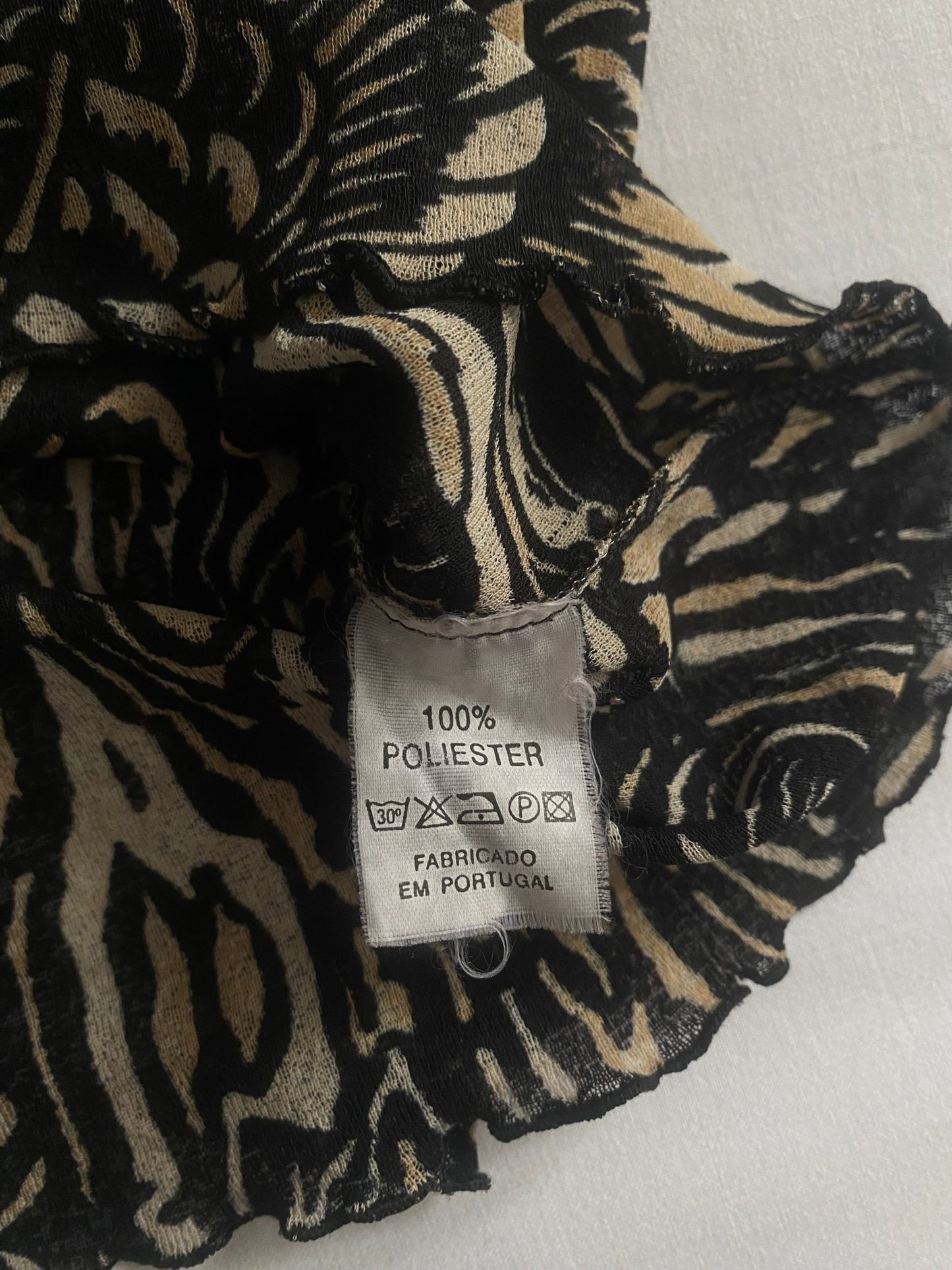 🖤 Top Vintage Mesh cu Mâneci Lungi – Print Abstract, Mărime L - anbracaminte