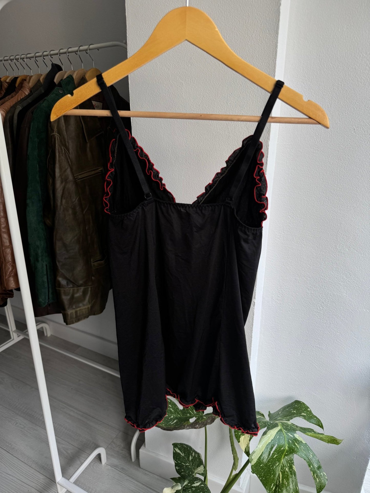 ✨ Top Y2K Black cu Bretele Ajustabile – L Damă - anbracaminte
