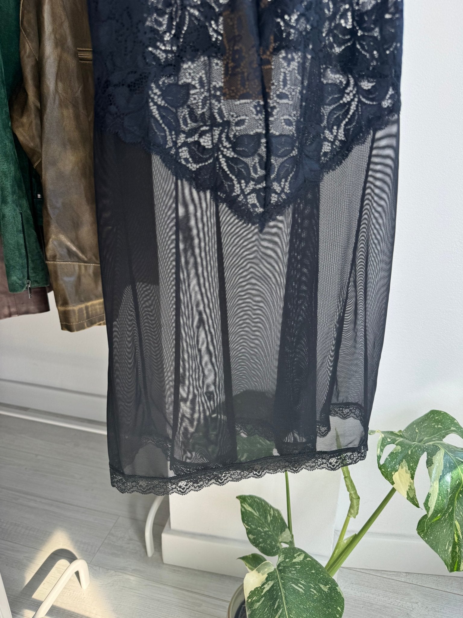 ✨ Top Y2K Black Lace – S/M Damă - anbracaminte