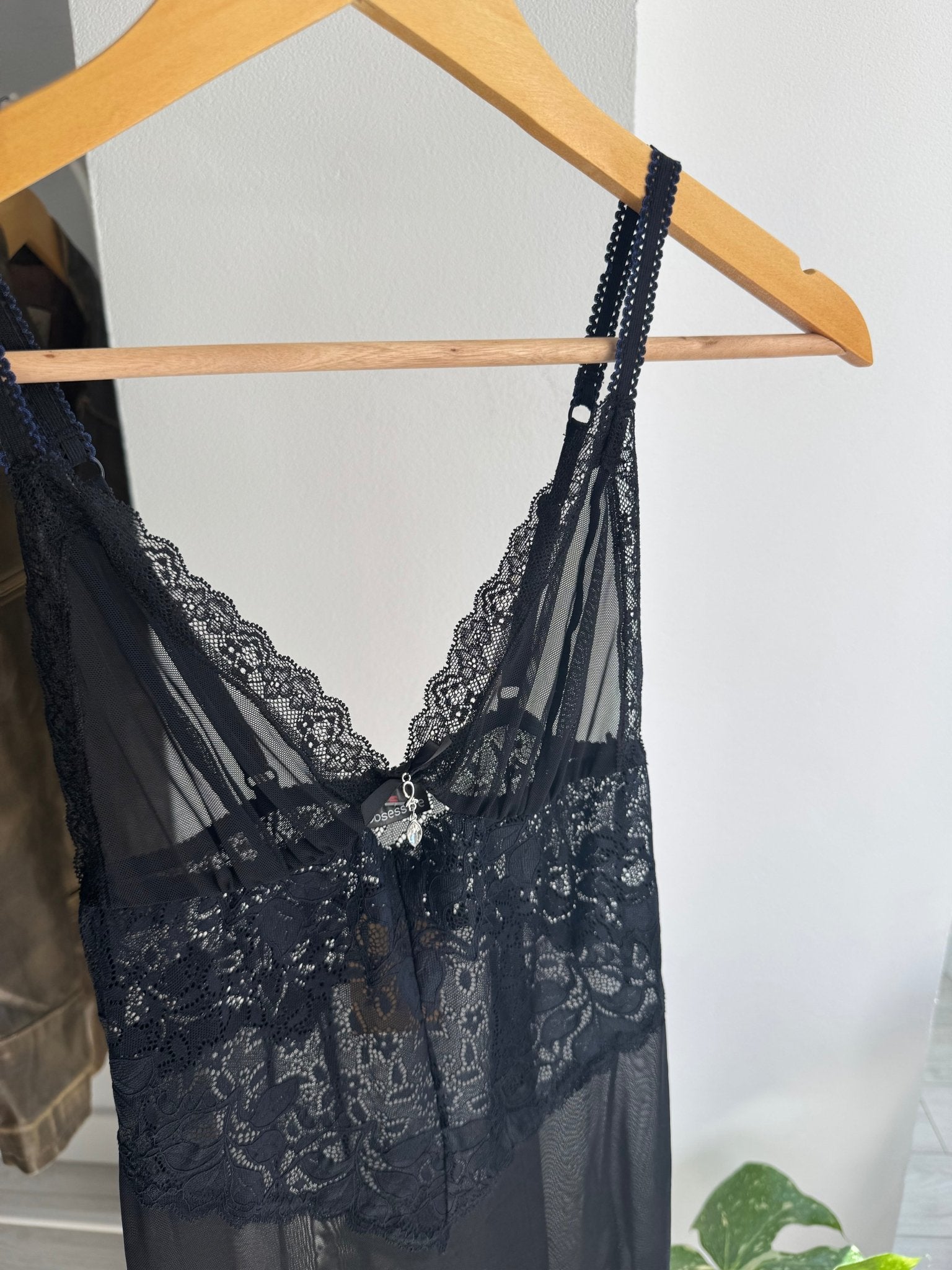 ✨ Top Y2K Black Lace – S/M Damă - anbracaminte