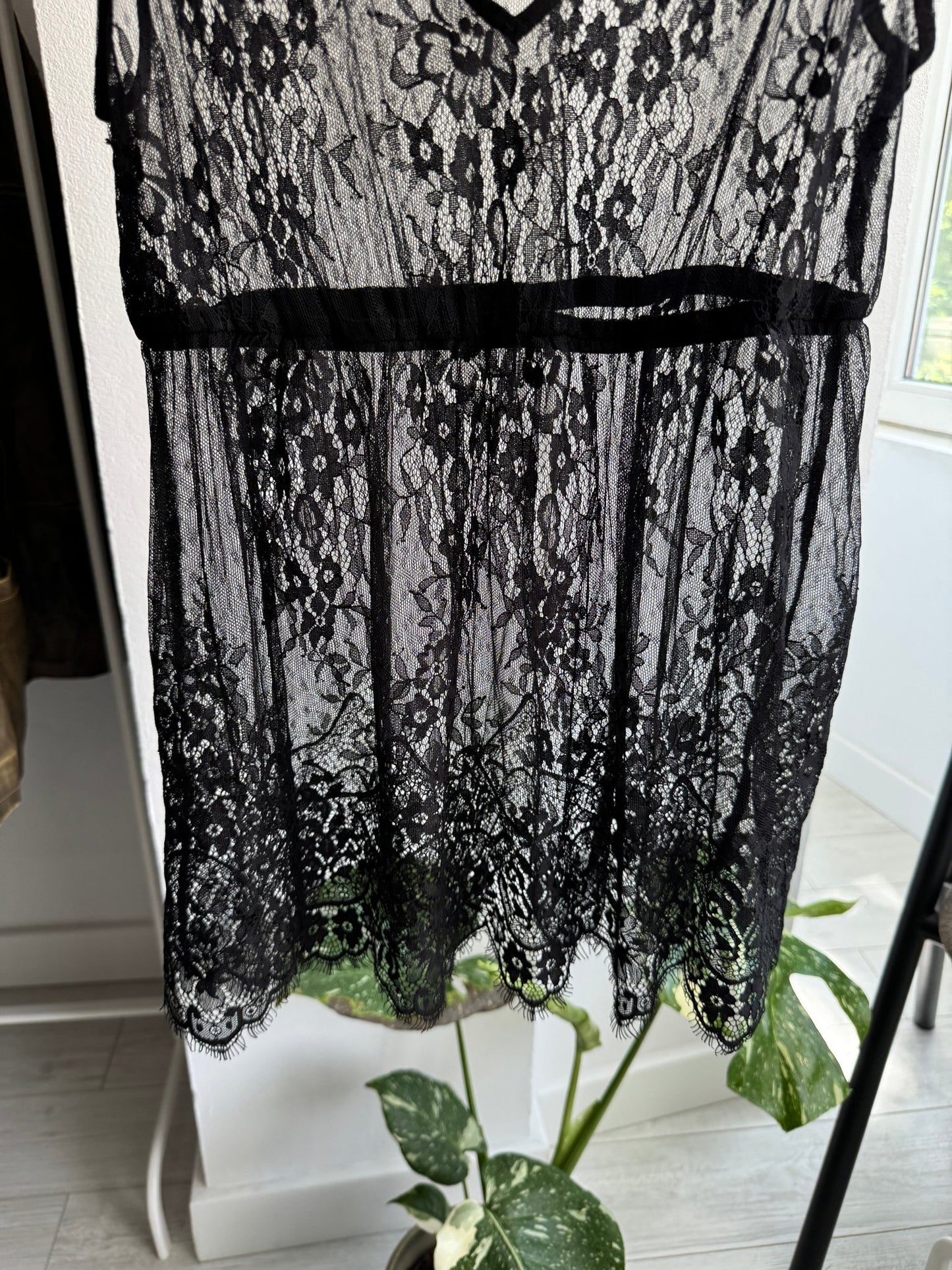 ✨ Top Y2K Black Lace – XS/S Damă - anbracaminte