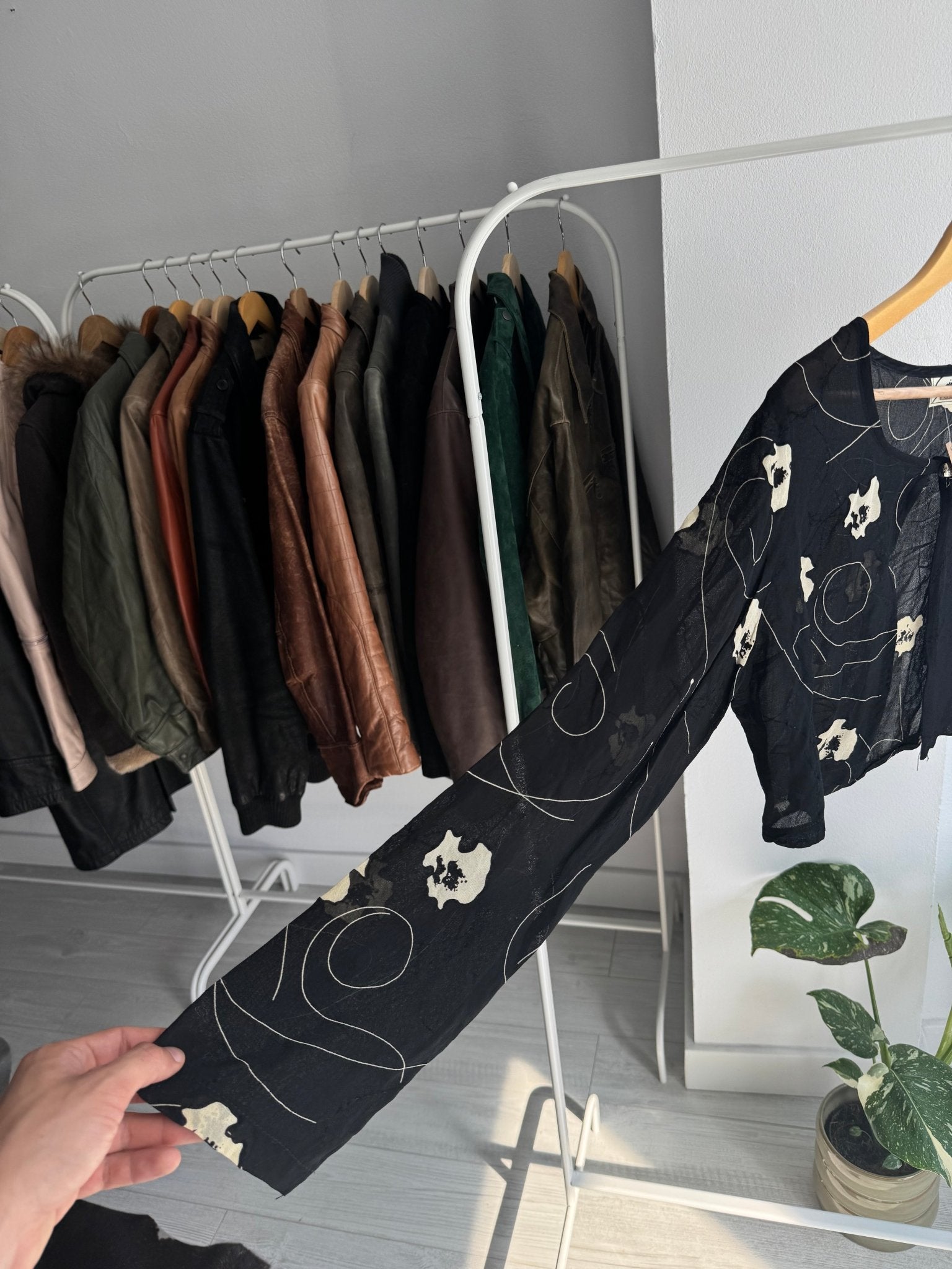 ✨ Top Y2K Black Mesh/Cardigan – L Damă – Made in Italy - anbracaminte