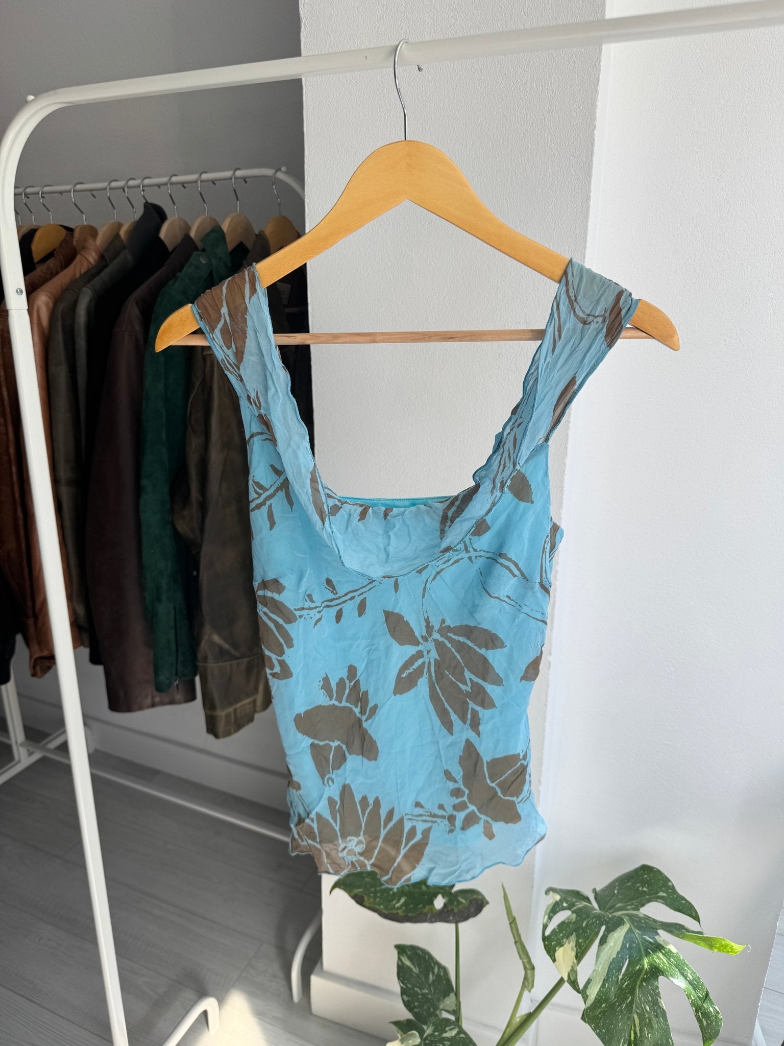 🌊 Top Y2K Blue Printed din Mătase – IT 44 (M Damă) – Made in Italy - anbracaminte