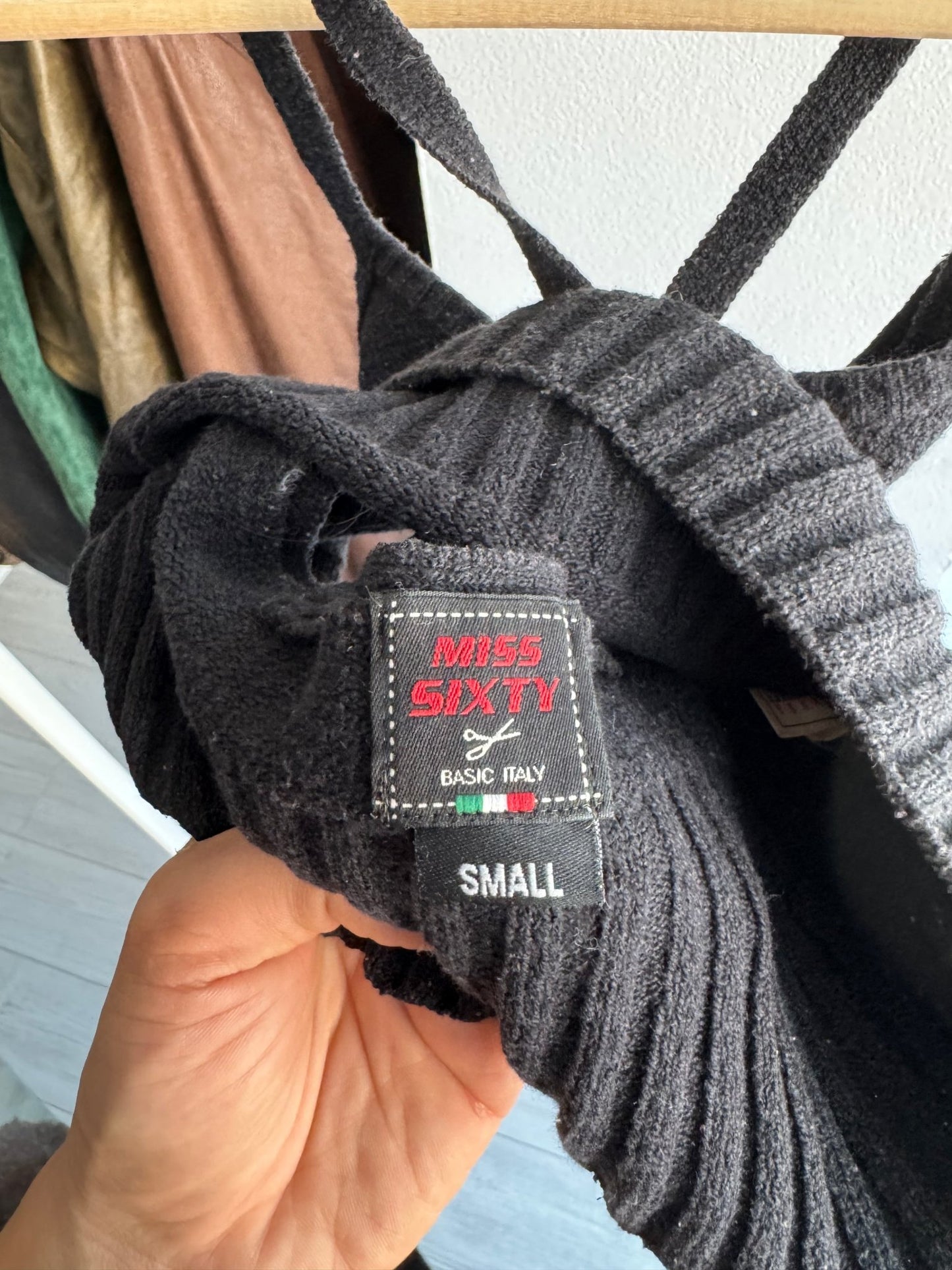 💁‍♀️ Top Y2K Cropped Miss Sixty Negru – S – Made in Italy - anbracaminte