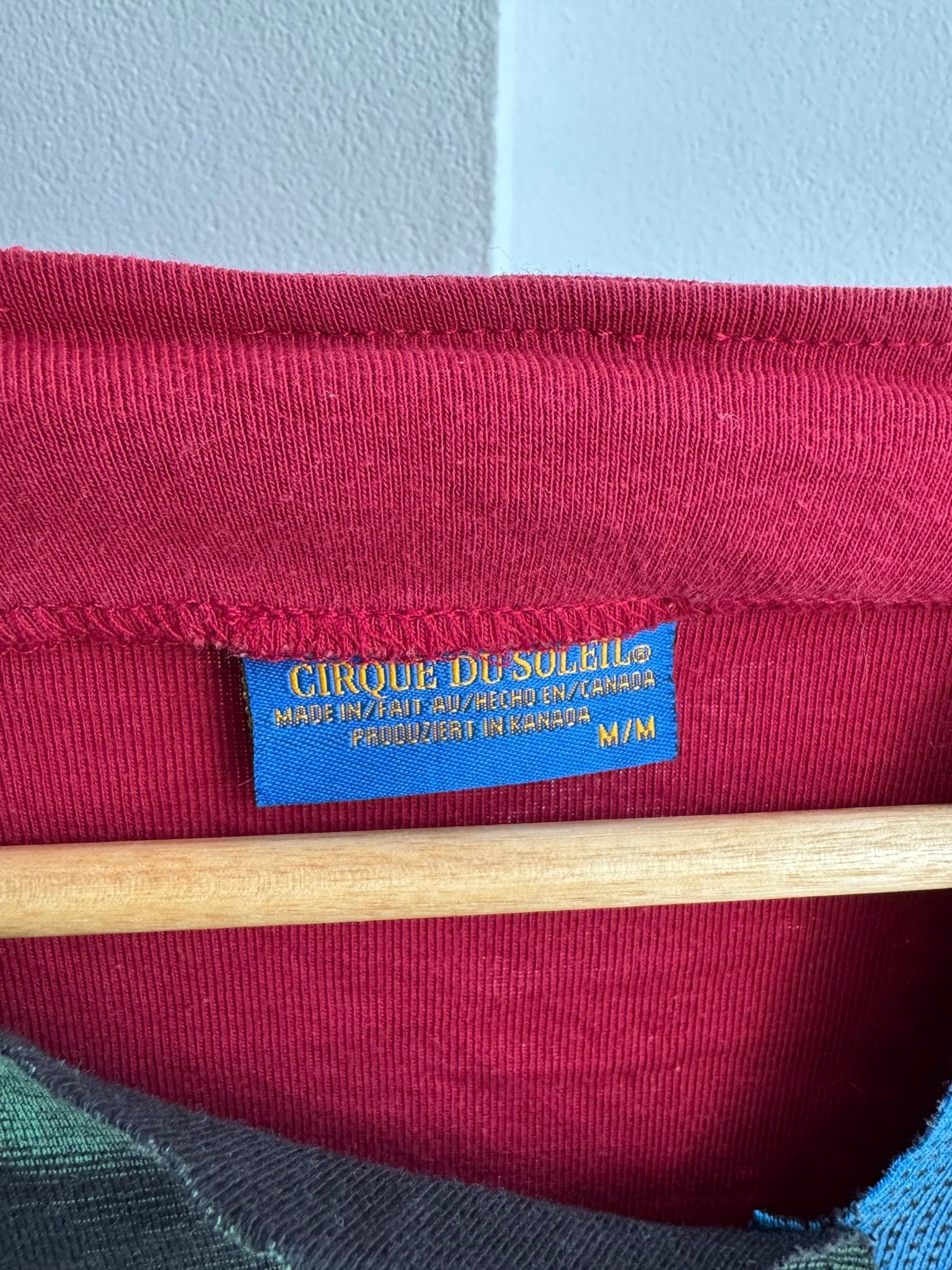 🎪 Top Y2K Damă Cirque du Soleil Printed – M – Made in Canada - anbracaminte