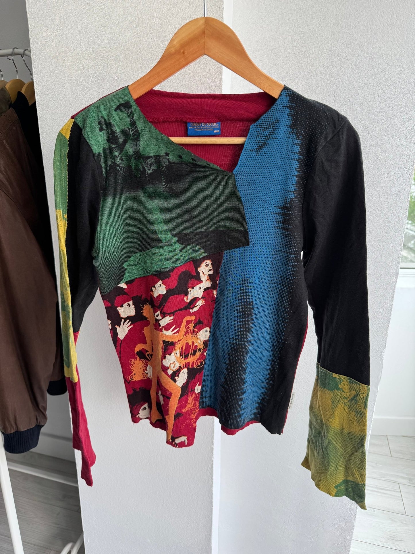 🎪 Top Y2K Damă Cirque du Soleil Printed – M – Made in Canada - anbracaminte