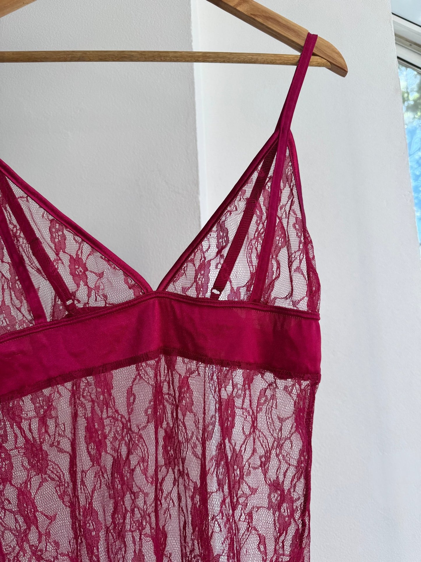 💗 Top Y2K Dark Pink Lace – XS/S Damă - anbracaminte
