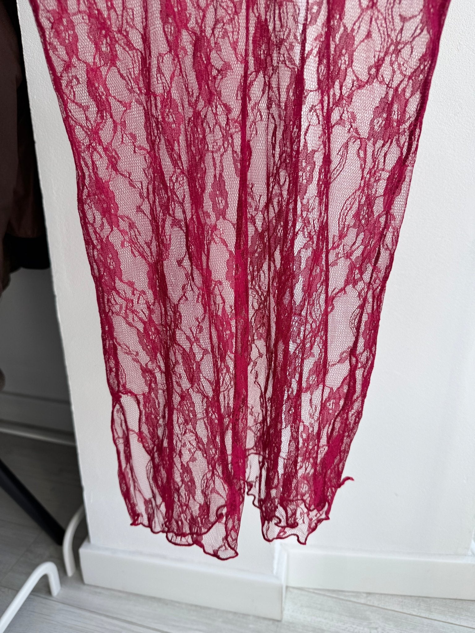 💗 Top Y2K Dark Pink Lace – XS/S Damă - anbracaminte