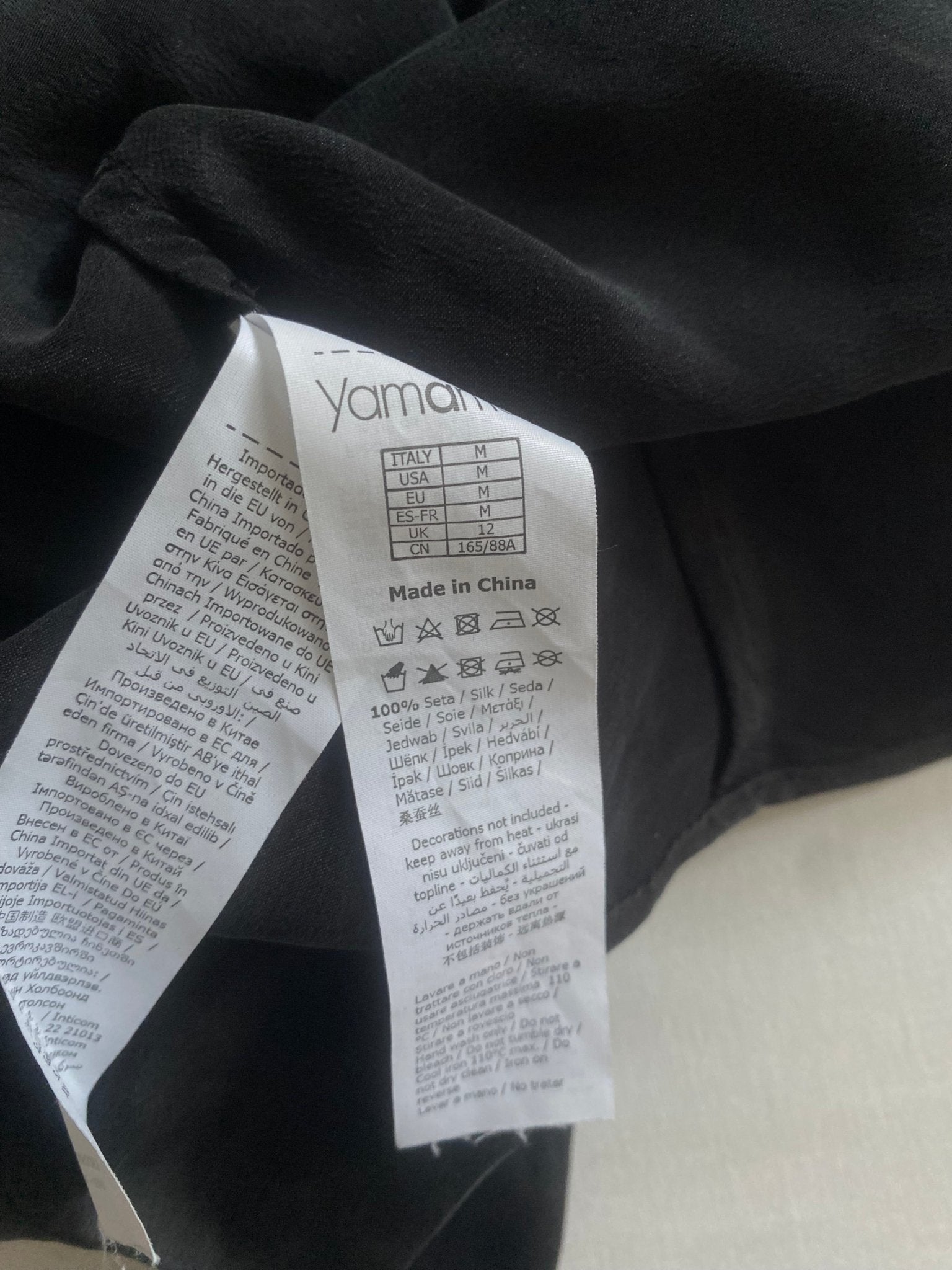 👚 Top Y2K din Mătase Neagră – Mărime M - anbracaminte