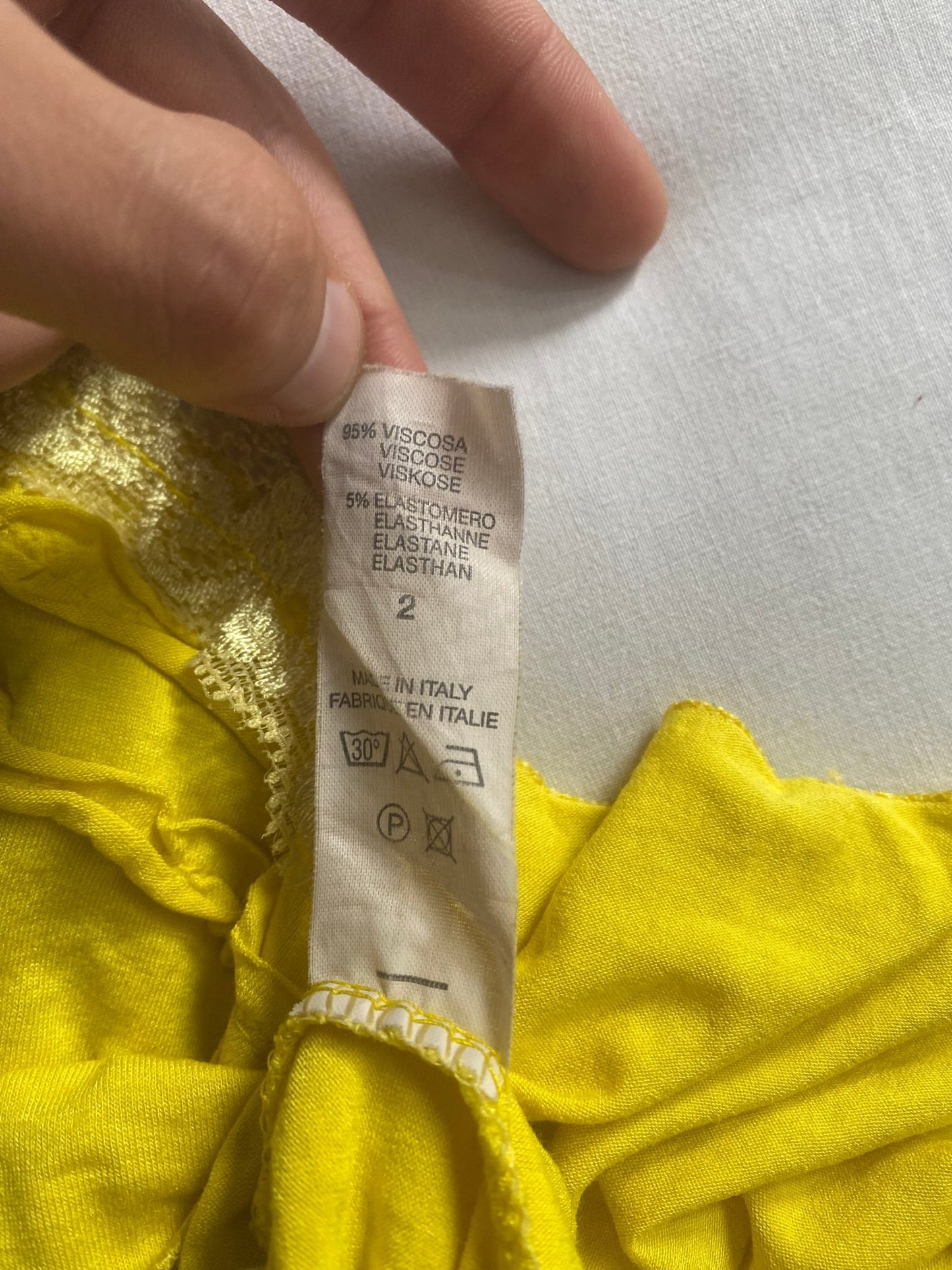 💛 Top Y2K Galben din Vâscoză și Dantelă – Mărime S - anbracaminte