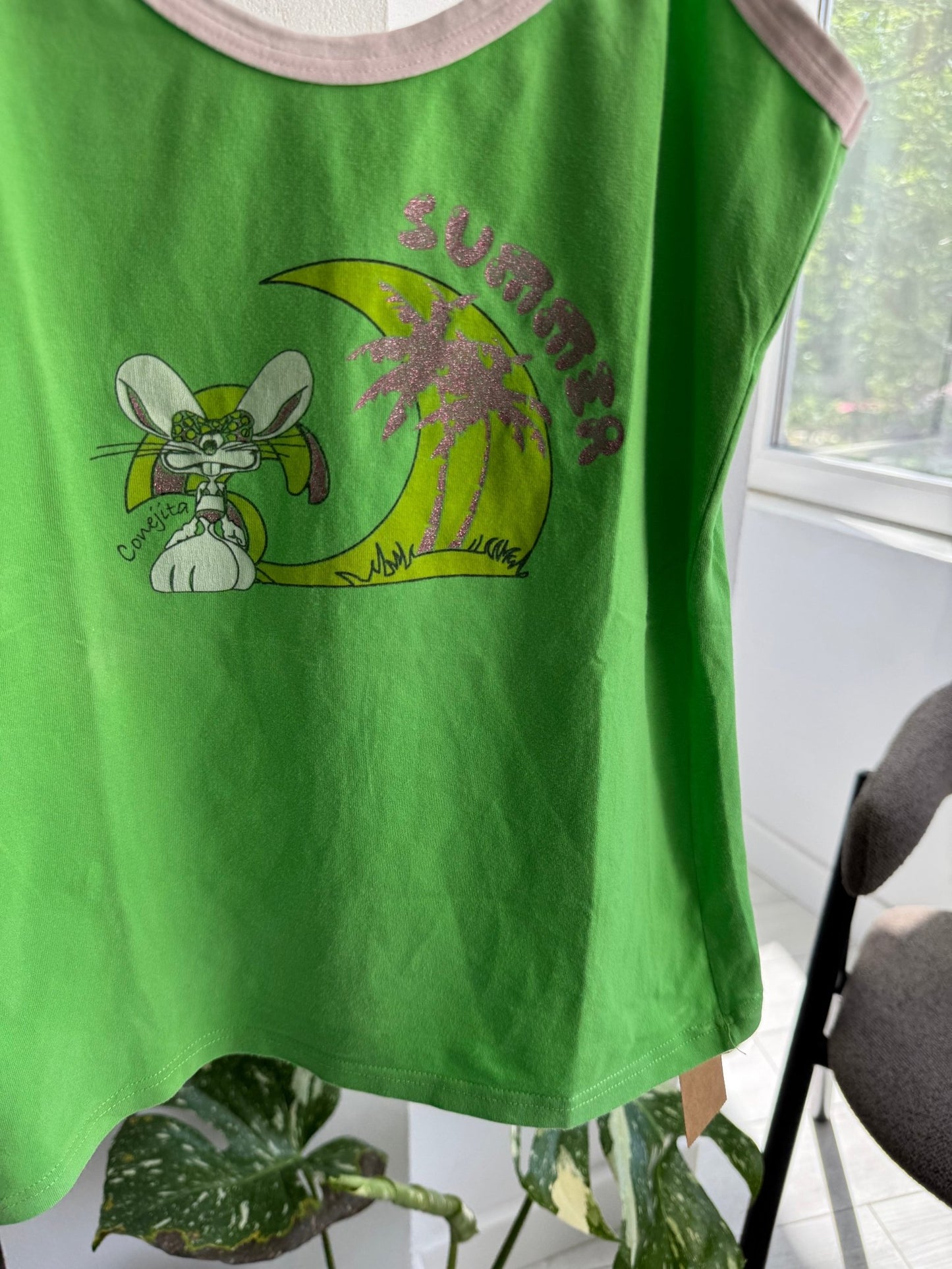 🏄‍♀️ Top Y2K Green Graphic Tank – M Damă – Made in Italy - anbracaminte