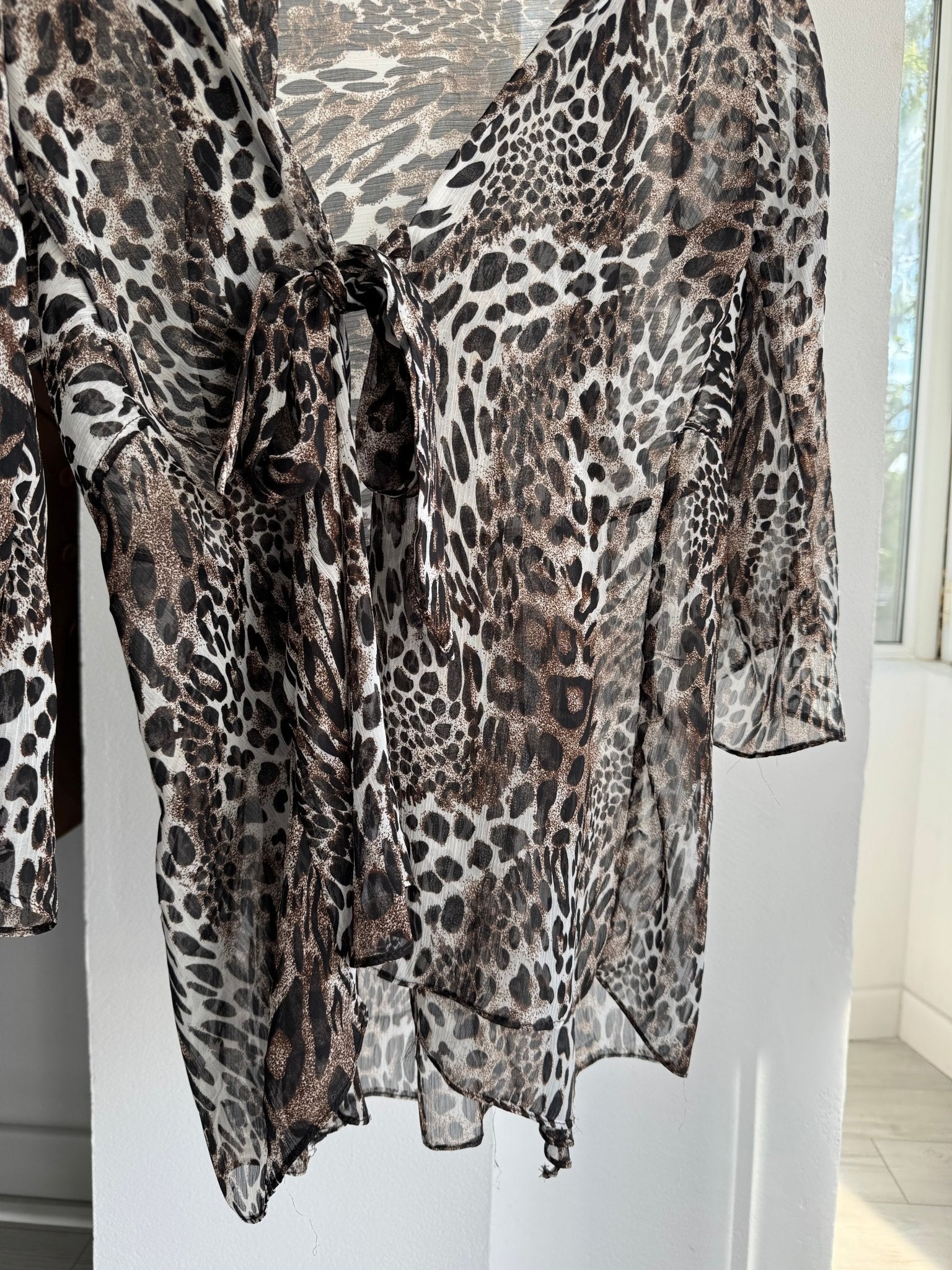 🐆 Top Y2K Mesh Animal Print cu Glugă & Mâneci Evazate – S/M - anbracaminte
