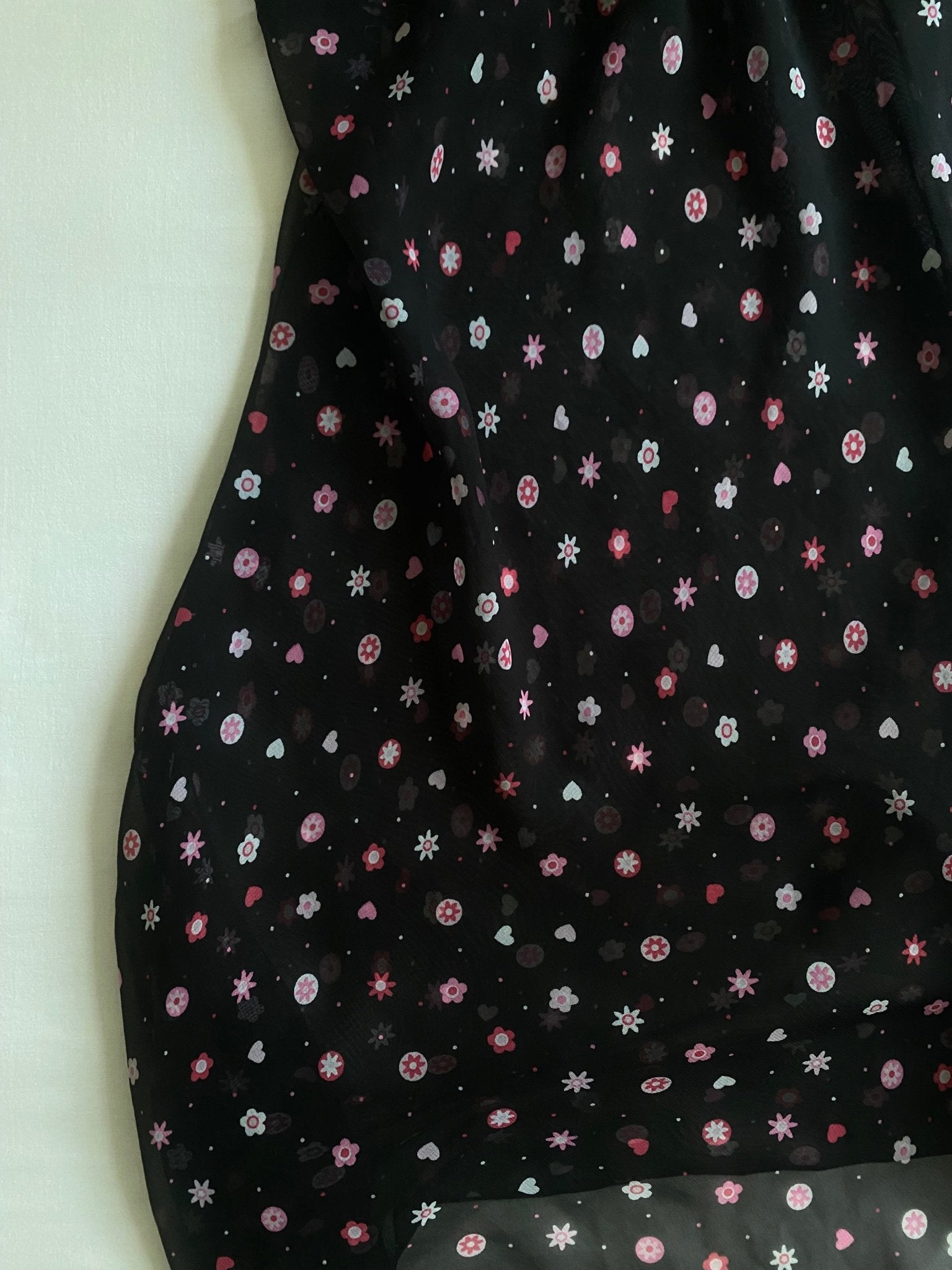 🖤 Top Y2K Mesh Negru cu Floricele și Bretele Croșetate – Mărime S - anbracaminte