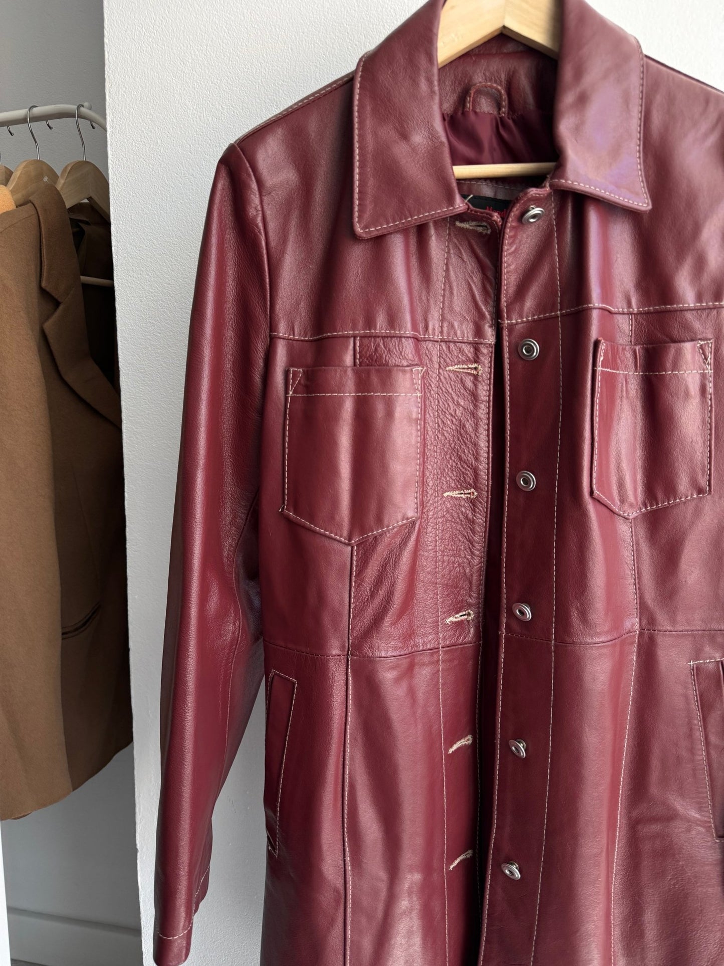 🍷 Trench Coat Vintage Damă din Piele Burgundy – M – Made in Italy - anbracaminte