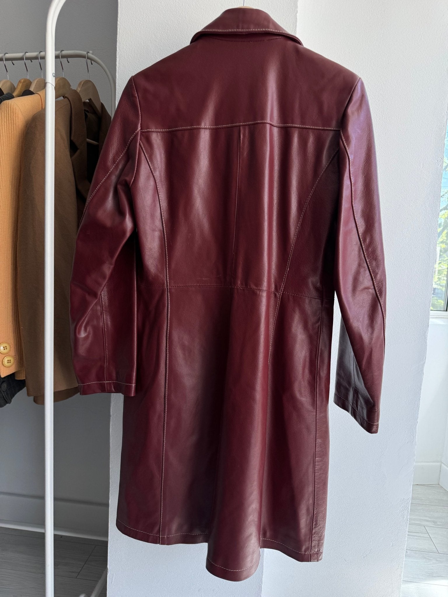 🍷 Trench Coat Vintage Damă din Piele Burgundy – M – Made in Italy - anbracaminte