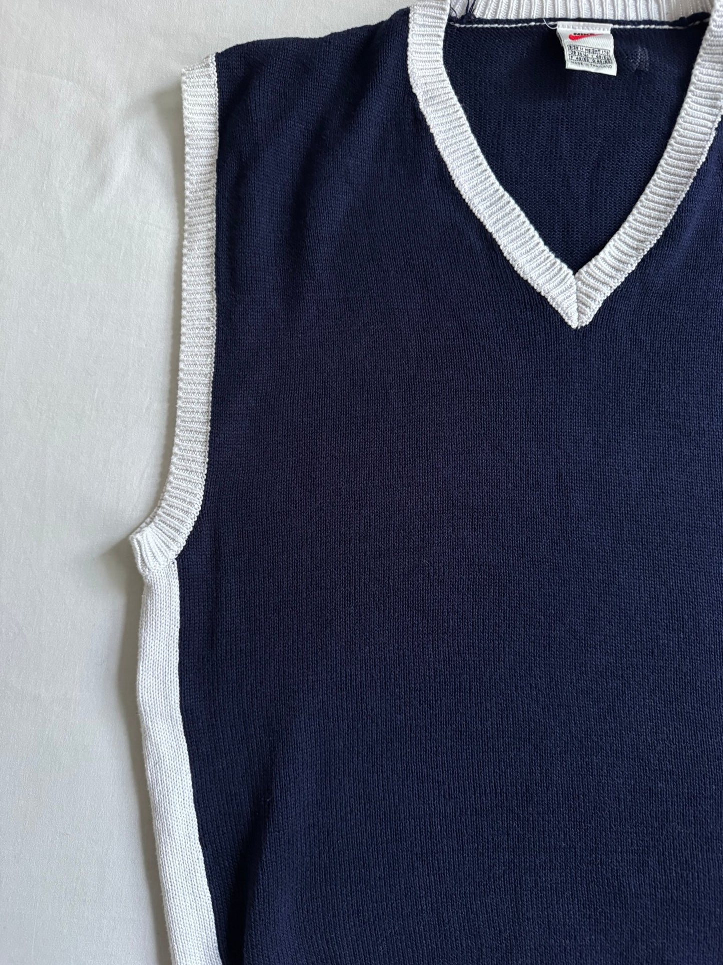 🎾 Vestă Tricotată Vintage Nike Challenge Court V - Neck – Mărimea M - anbracaminte