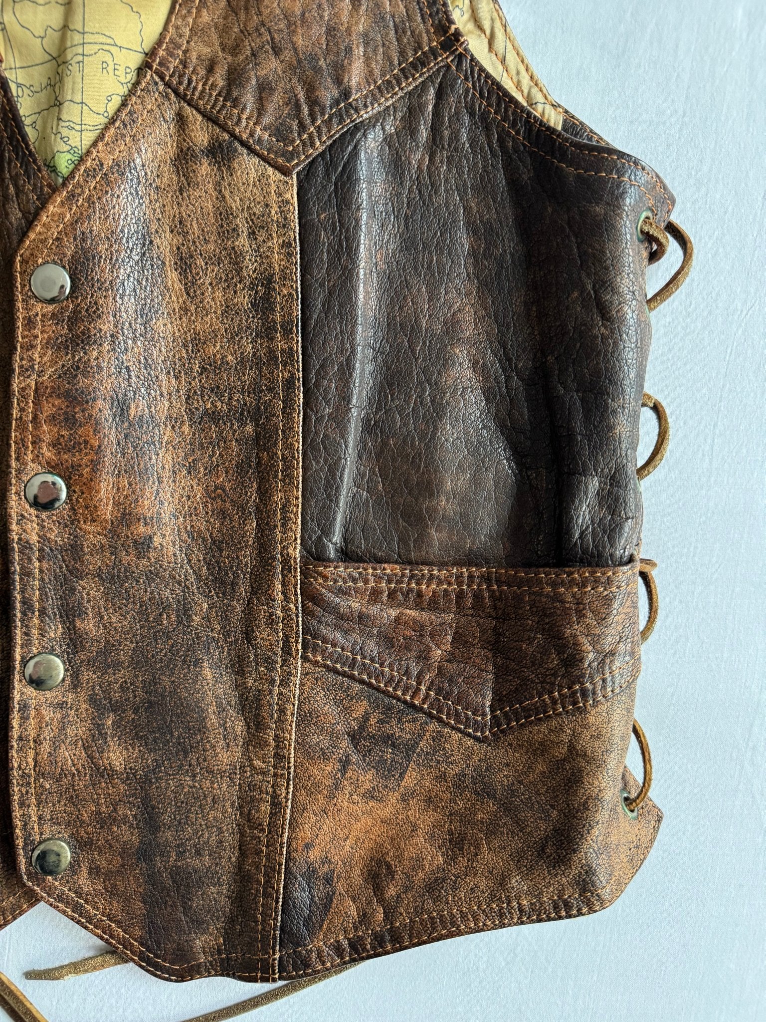 🏍️ Vestă vintage din piele / Natural Patina (Mărimea M) - anbracaminte