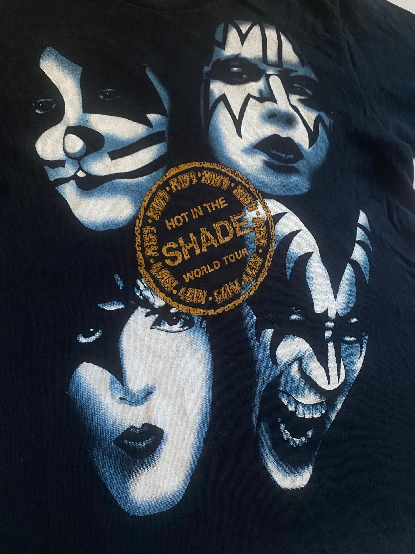 Vintage 90's Kiss Hot in the Shade World Tour Tee - anbracaminte