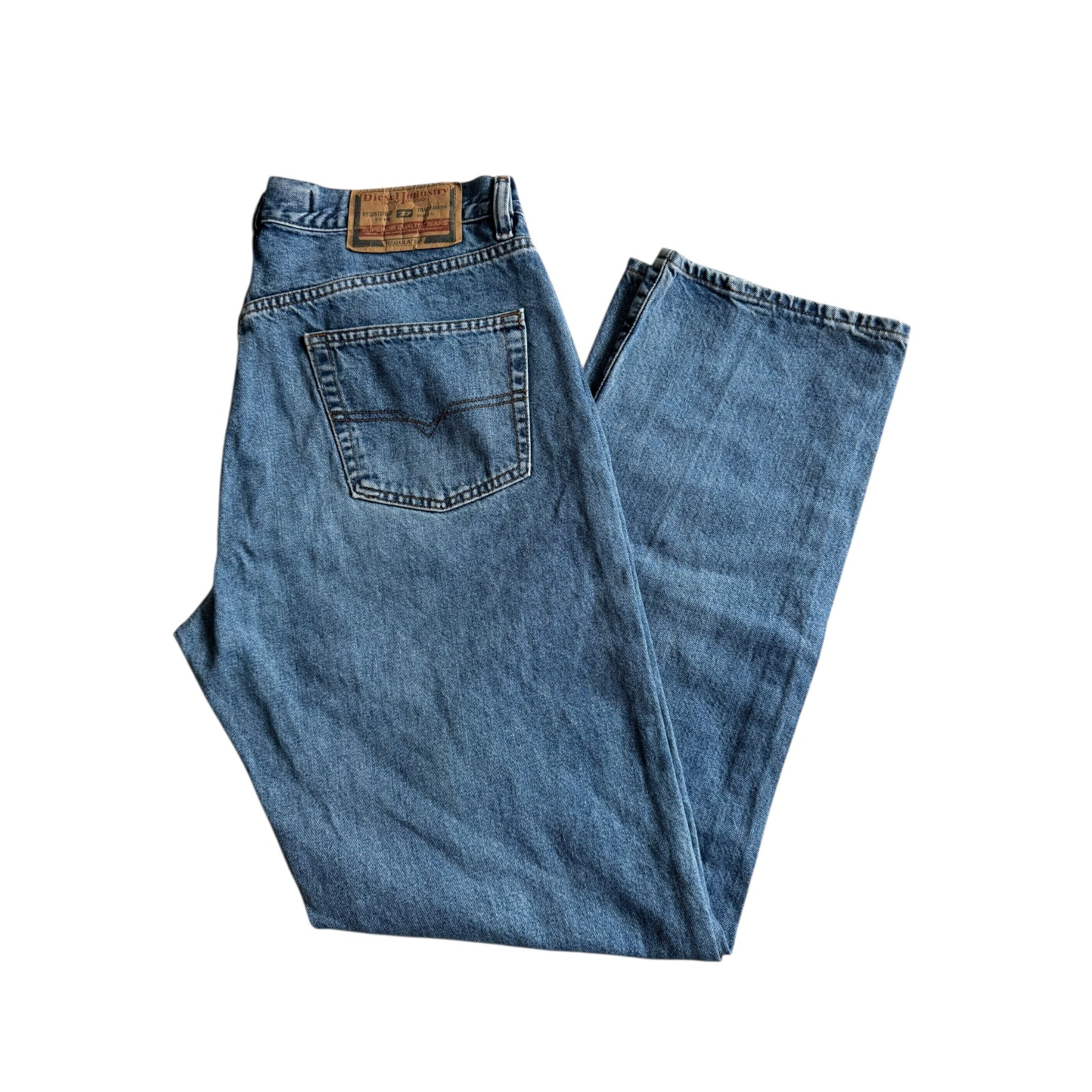 👖 Vintage Diesel Cheyenne Light Wash Jeans – Made in Italy – W36 x L34 - anbracaminte