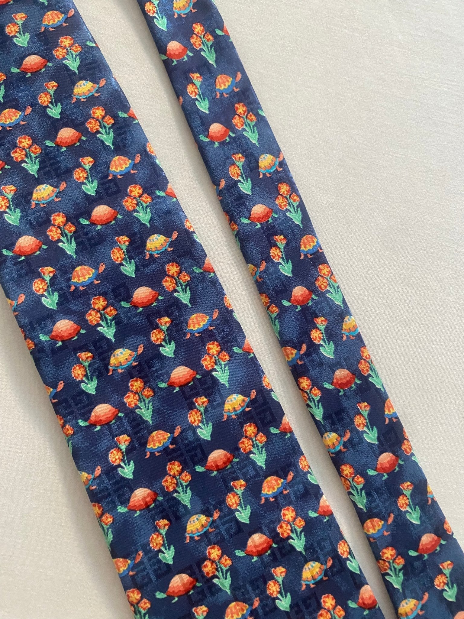 Vintage Givenchy Printed Tie - anbracaminte
