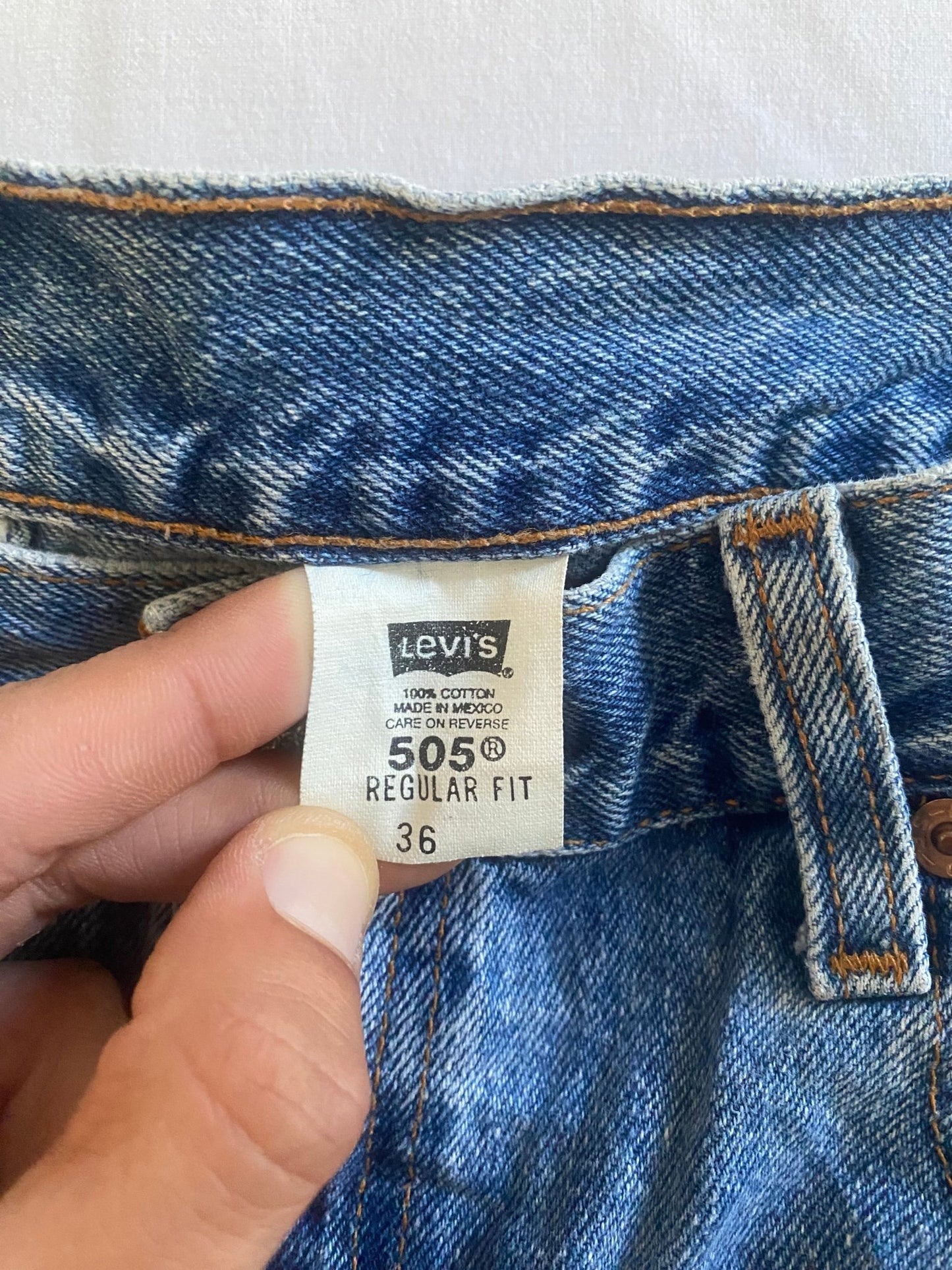 Vintage Levi's 505 Jorts - anbracaminte