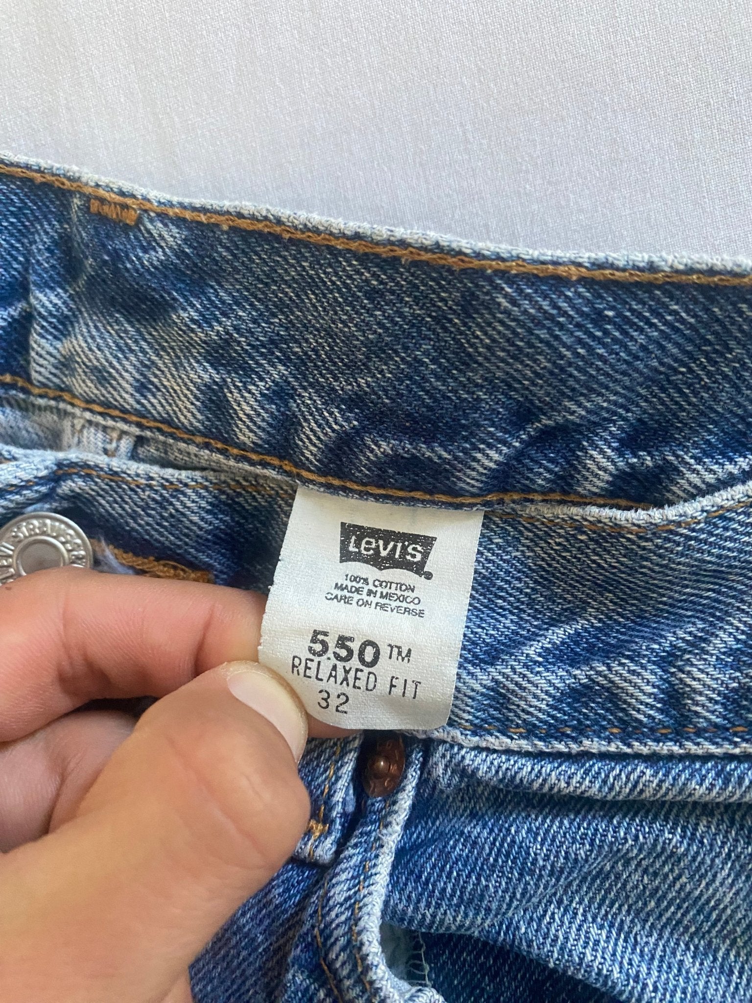 Vintage Levi's 550 Relaxed Fit Jorts - anbracaminte