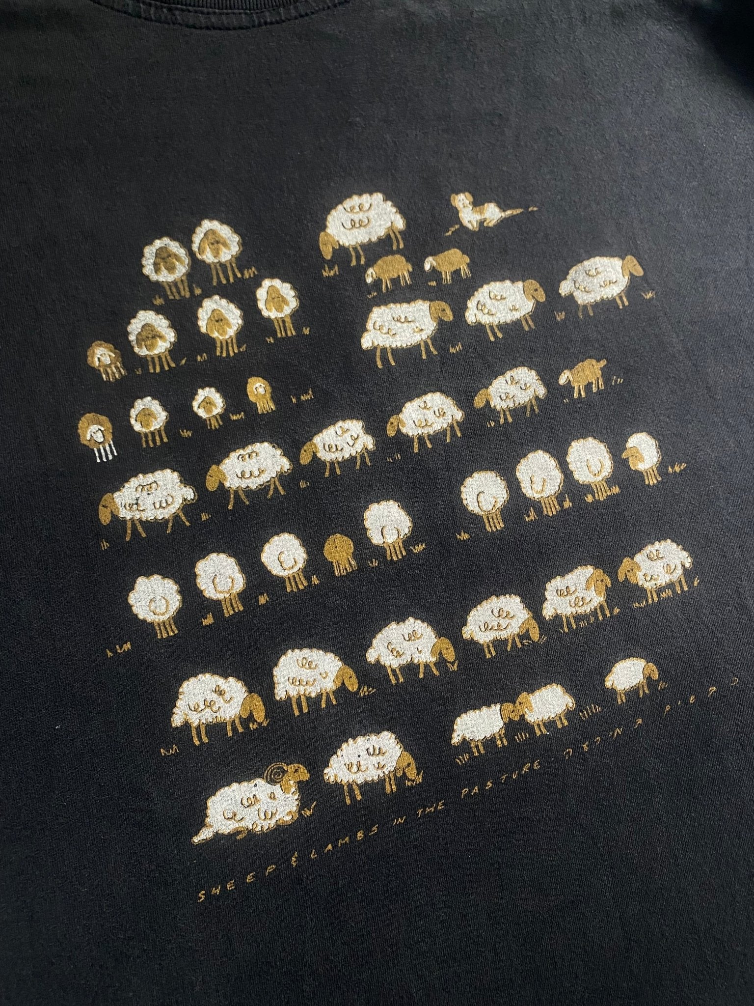 🐑 Vintage Sheep Graphic Tee – Oversized L - anbracaminte
