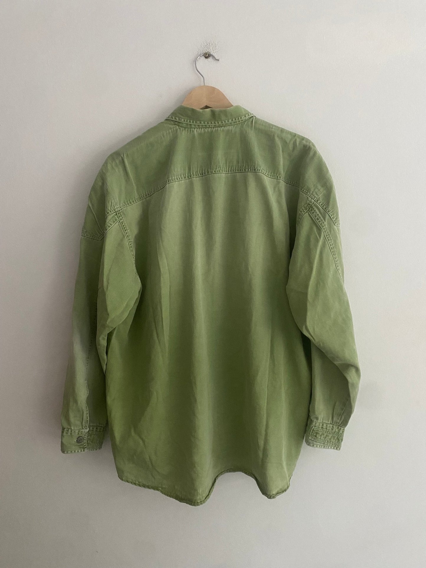 👕 Vintage Western Style Washed Green Shirt - anbracaminte