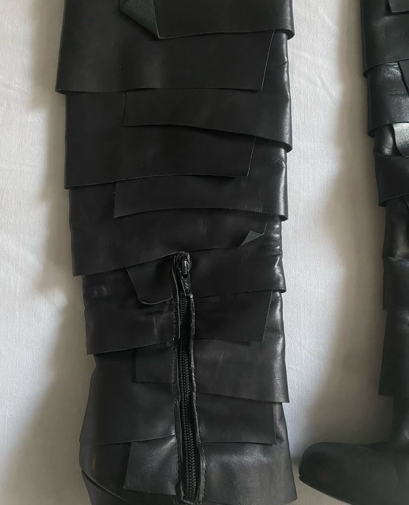 Vintage Y2K Galliano by John Galliano Black Leather Structured Boots - anbracaminte
