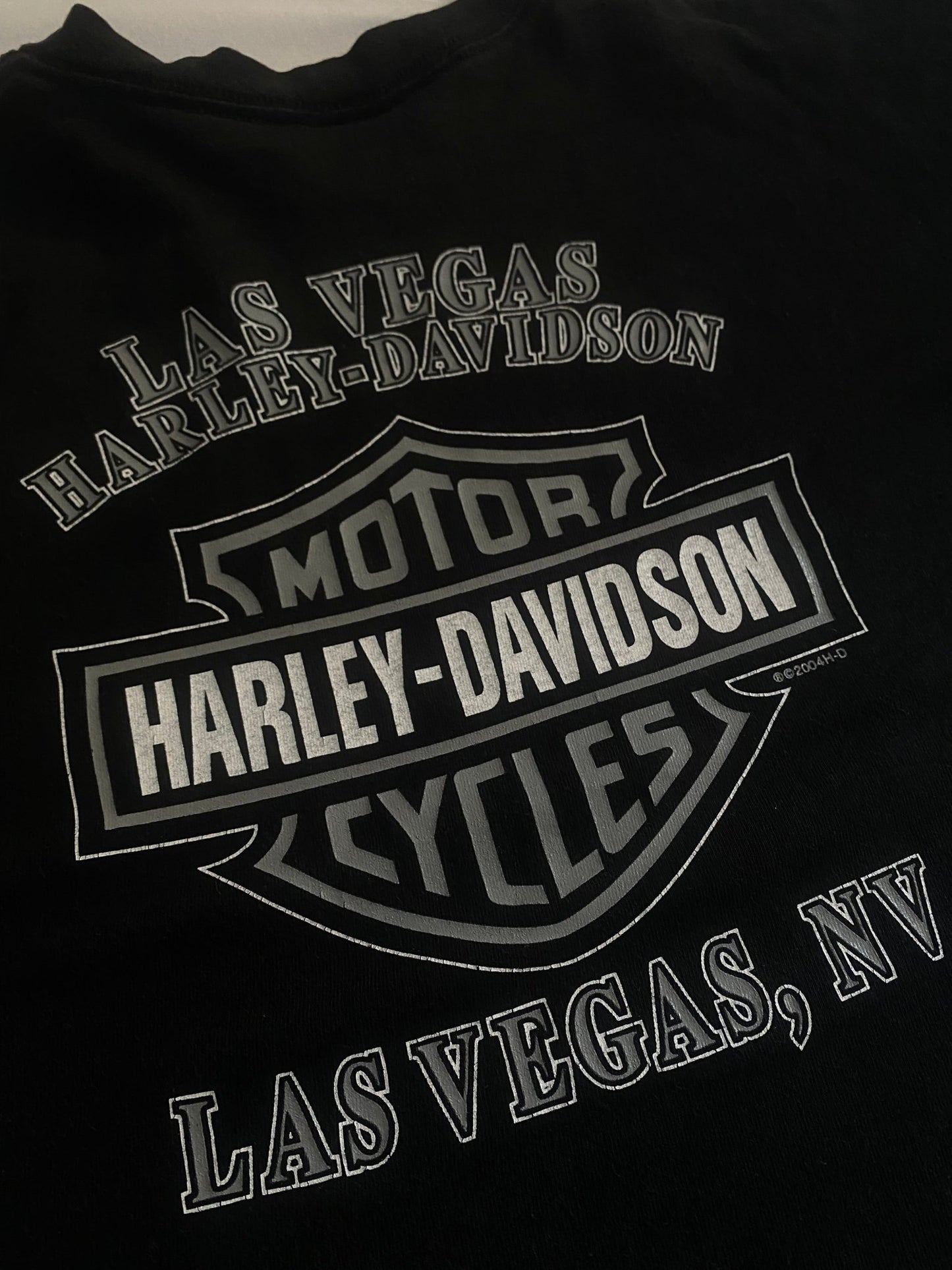 Y2K 2004 Harley Davidson Las Vegas Tee - anbracaminte