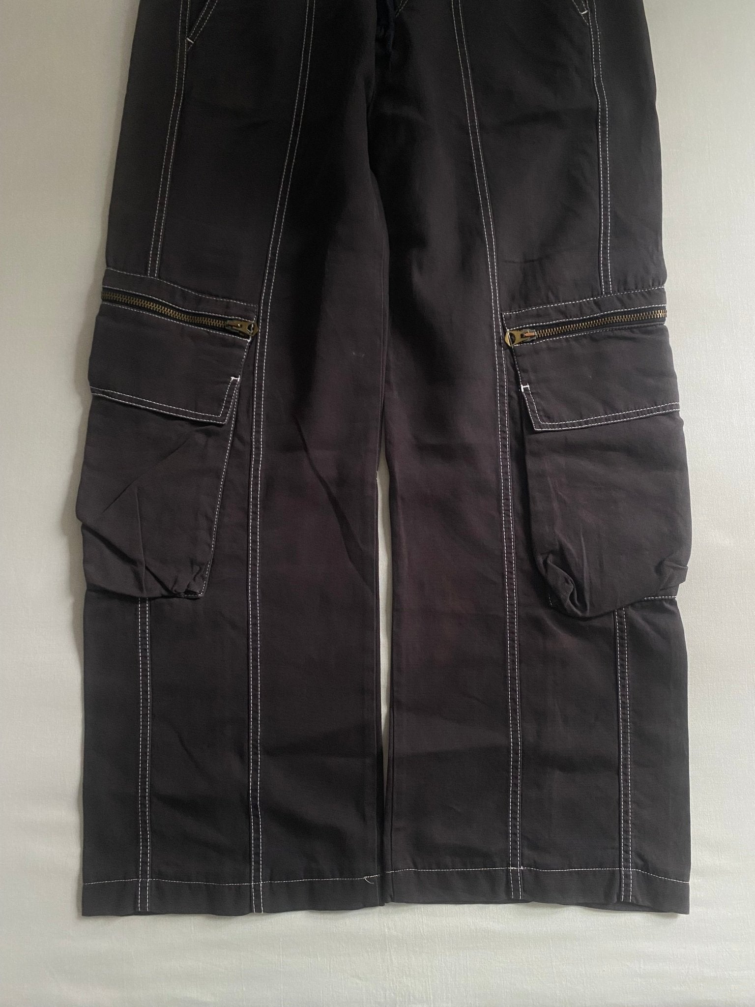 Y2K Armani Jeans Baggy Cargo Pants – US 31 🖤🪖 - anbracaminte