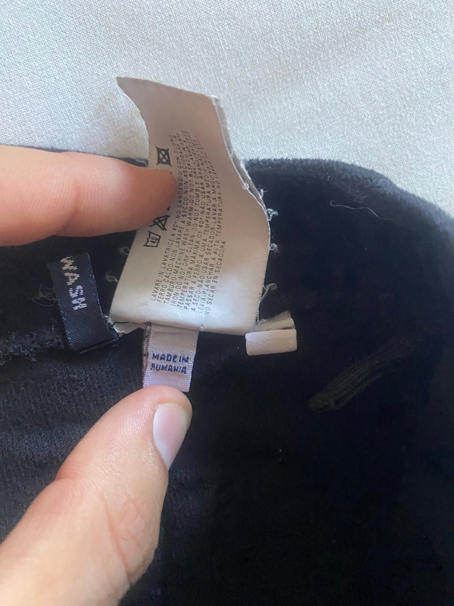 Y2K Armani Velvet Capri Pants - anbracaminte