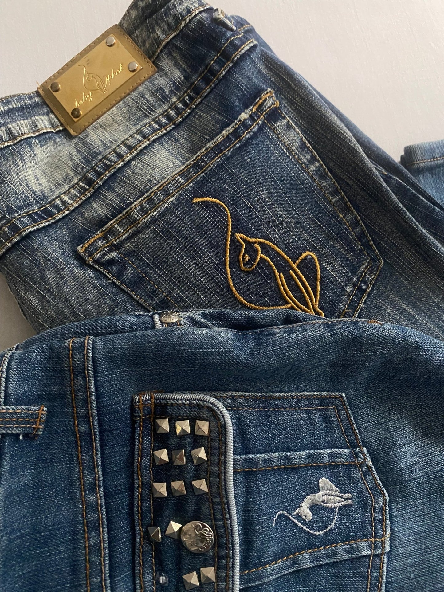 Y2K Baby Phat Jeans – Size 16 Teens (Women's XS) – Denim with Studded Back Pockets - anbracaminte