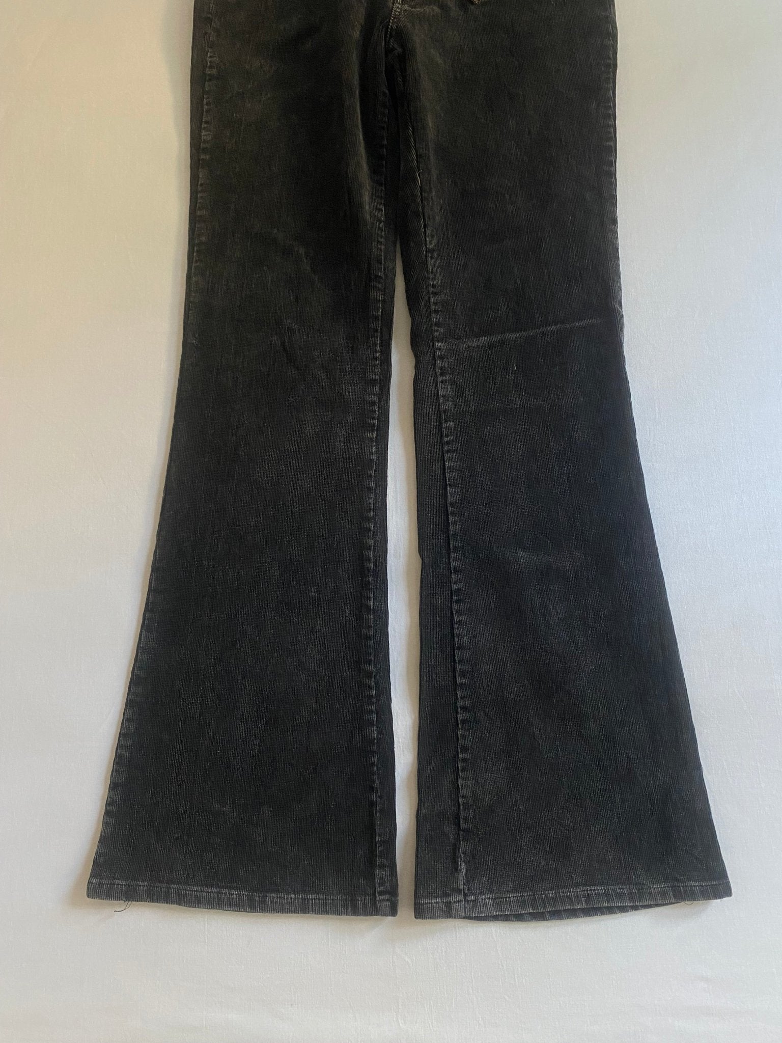 Y2K Black Corduroy Flared Trousers - anbracaminte