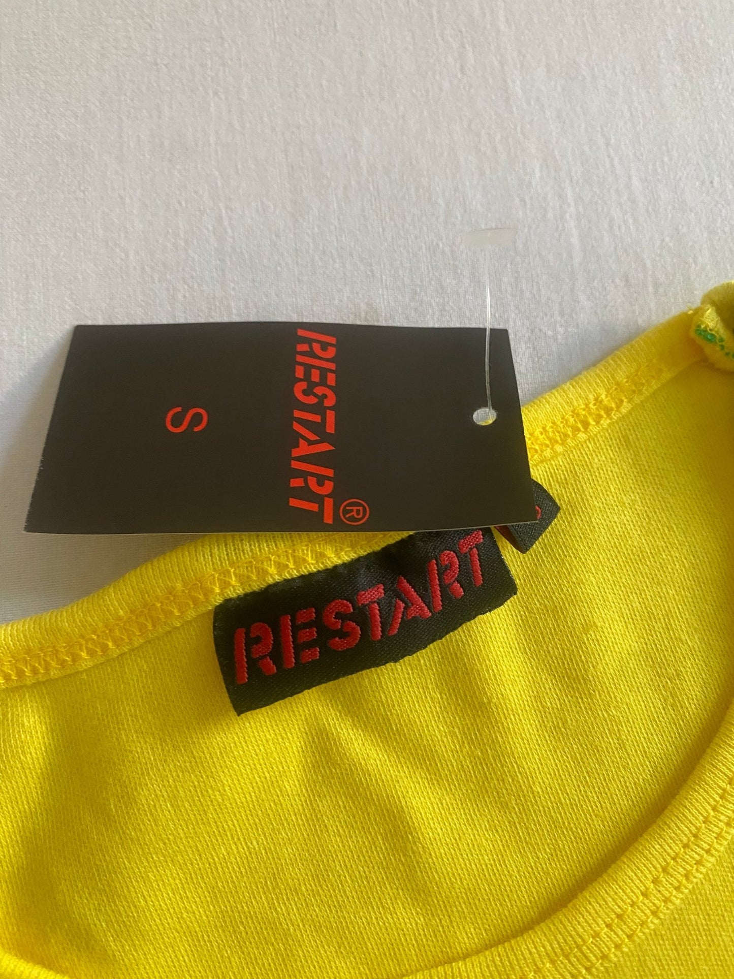 Y2K Brasil Tee - anbracaminte