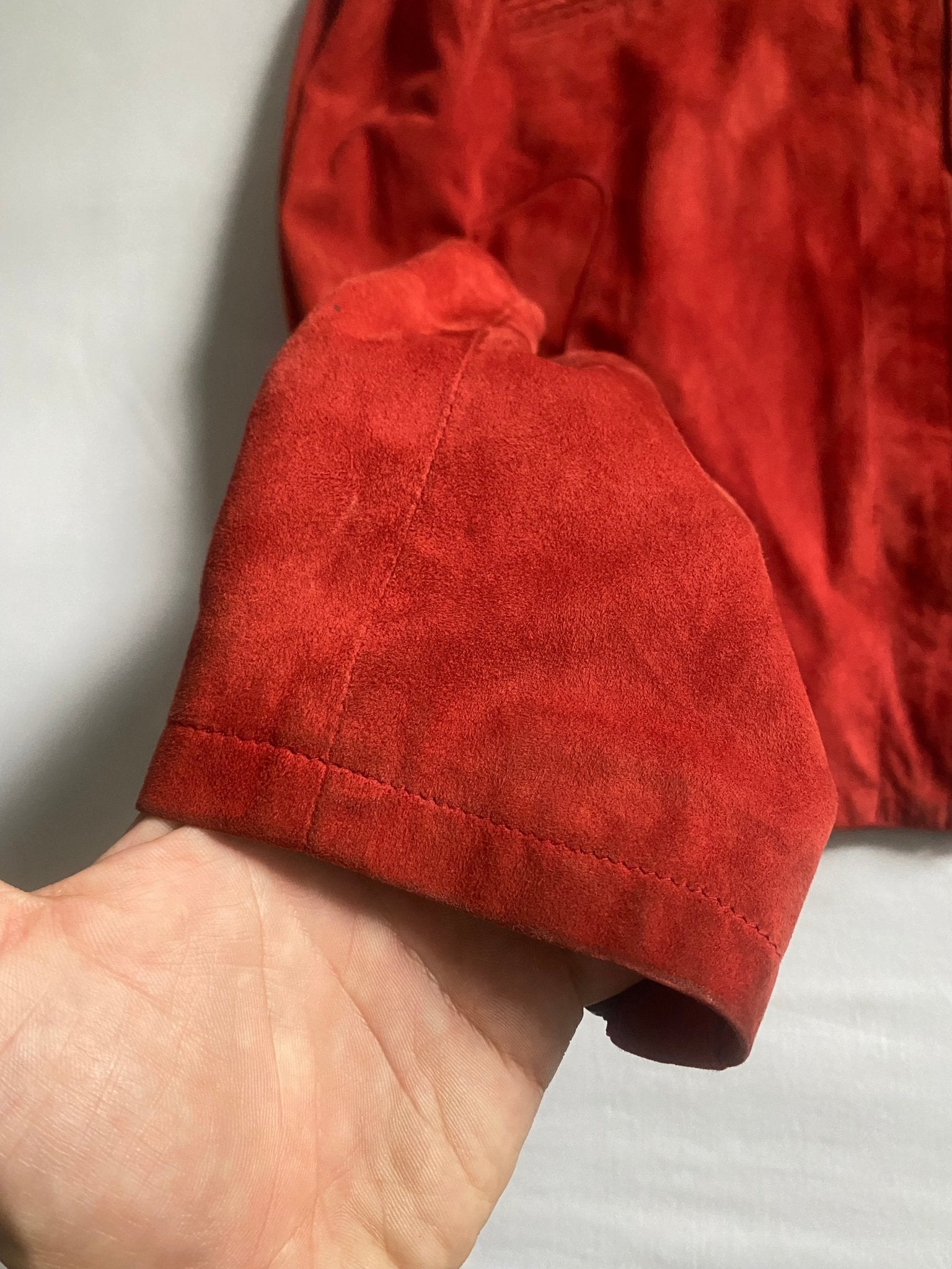 🍒 Y2K Cherry Red Suede Jacket – IT 42 / EU 38 (Women’s M) - anbracaminte