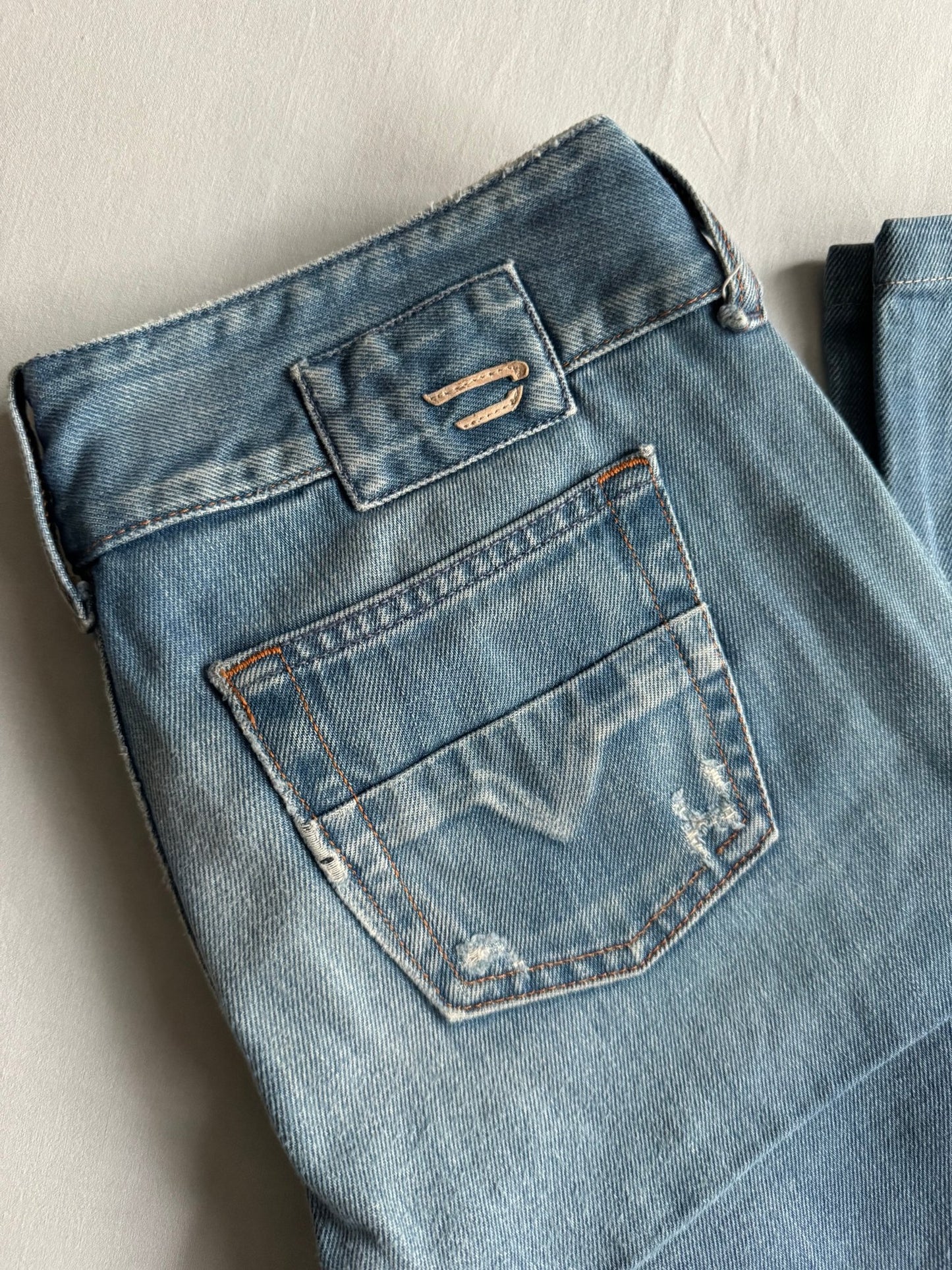 👖 Y2K Diesel Cherone Jeans / Light Wash, Low Rise, Bootcut (US 28) - anbracaminte